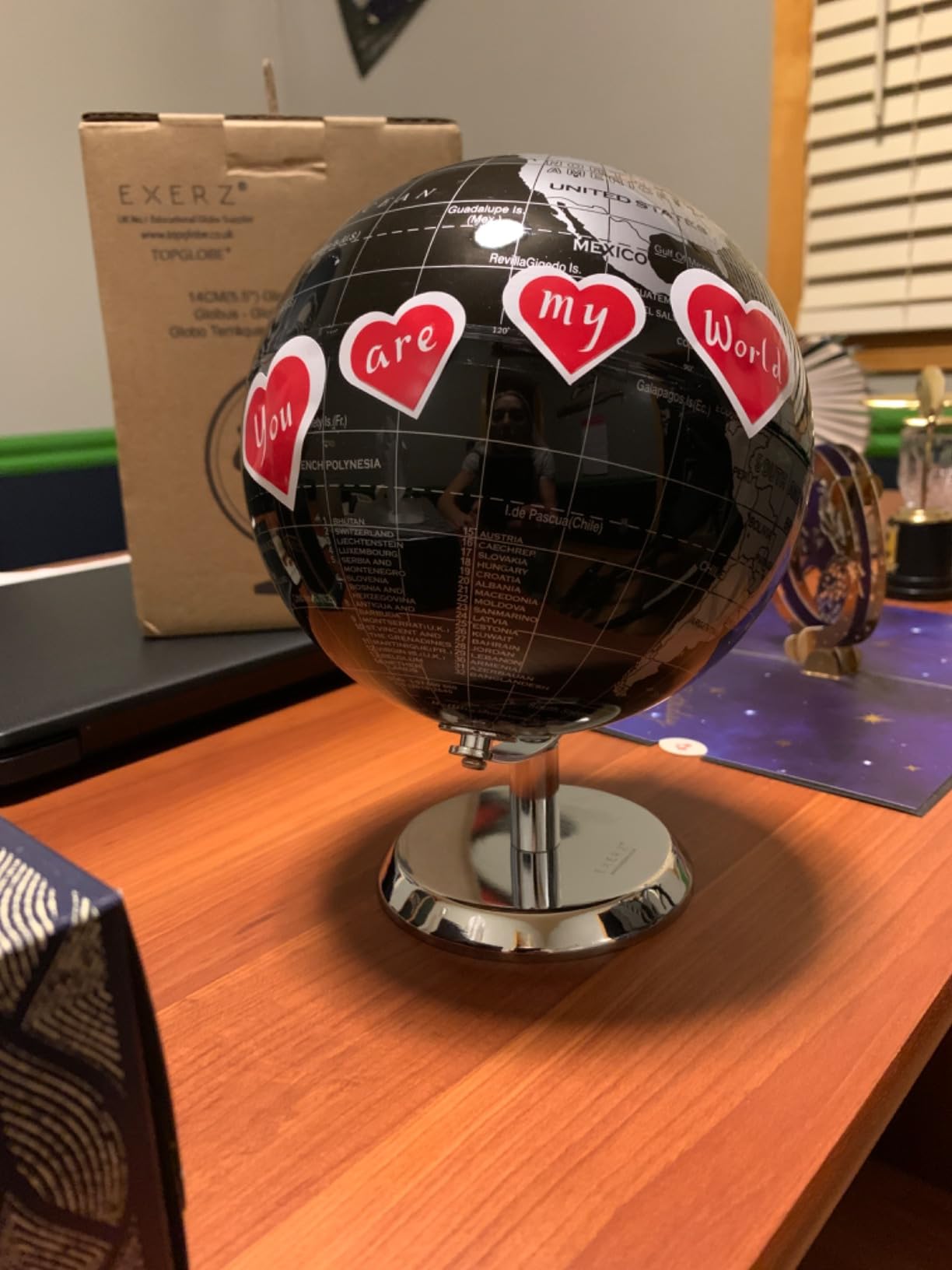 EXERZ 5.5 Inches Mini World Globe Black Rotating Desktop Globe customer photo 1
