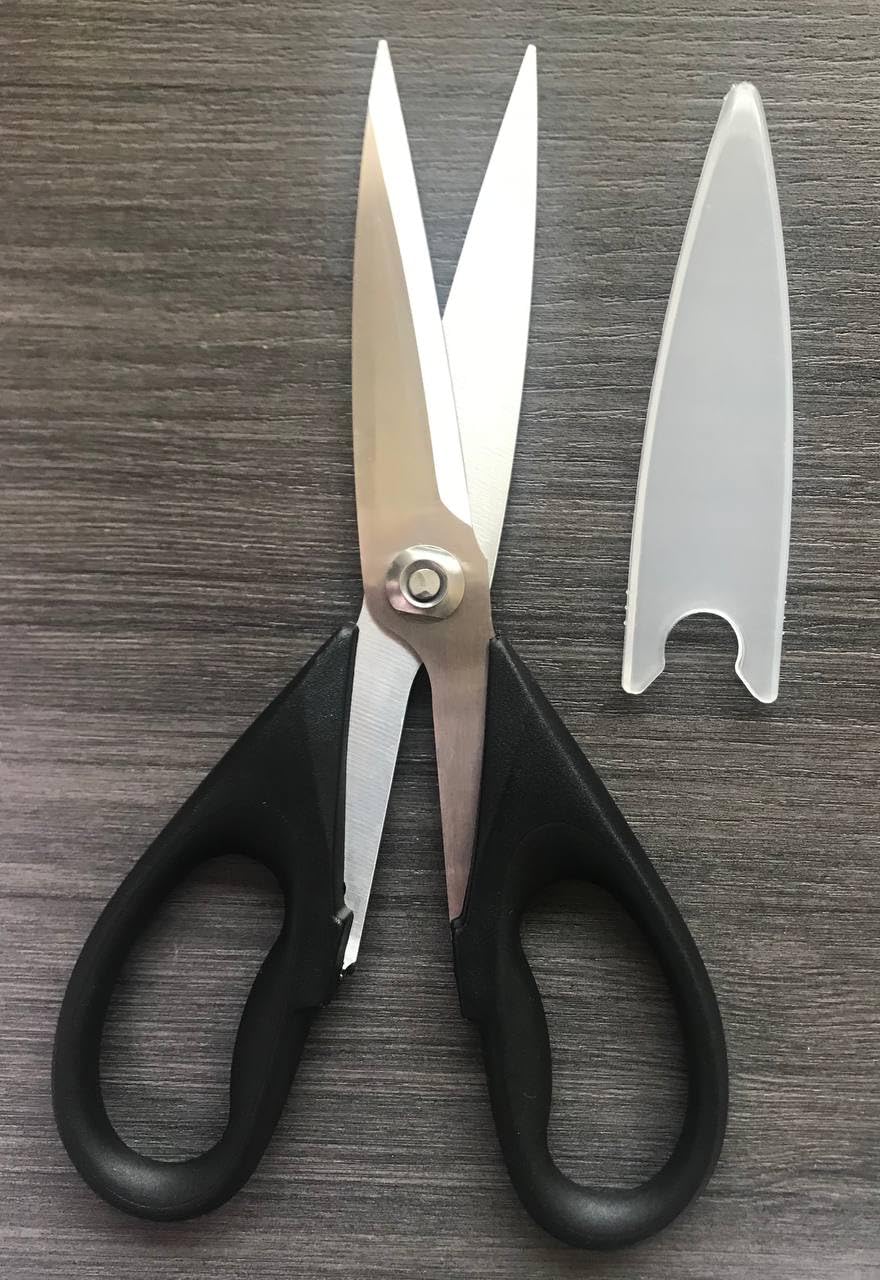 KitchenAid All Purpose Kitchen Shears with Protective Sheath Durable Stainless Steel Scissors, Dishwasher Safe, Soft Grip Comfort Handle, 8.72 Inch, Black customer photo 1