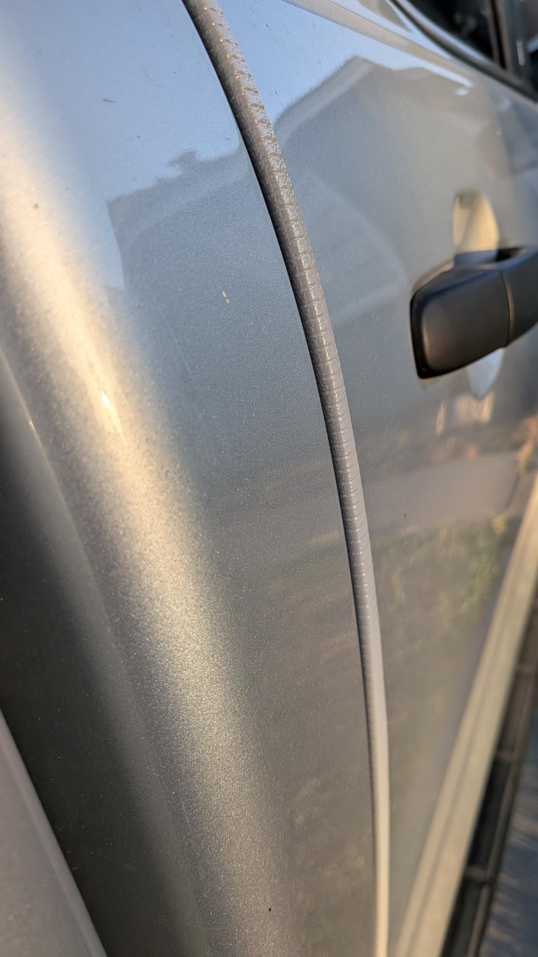 MYFAMIREA 33Ft(10M) Long Car Door Edge Guards, U Shape Edge Trim Rubber Seal Protector Car Door Protection Anti-Collision Rubber Clips Easy to Cut No Need Adhesive Fit for Most Vehicles| Black customer photo 2