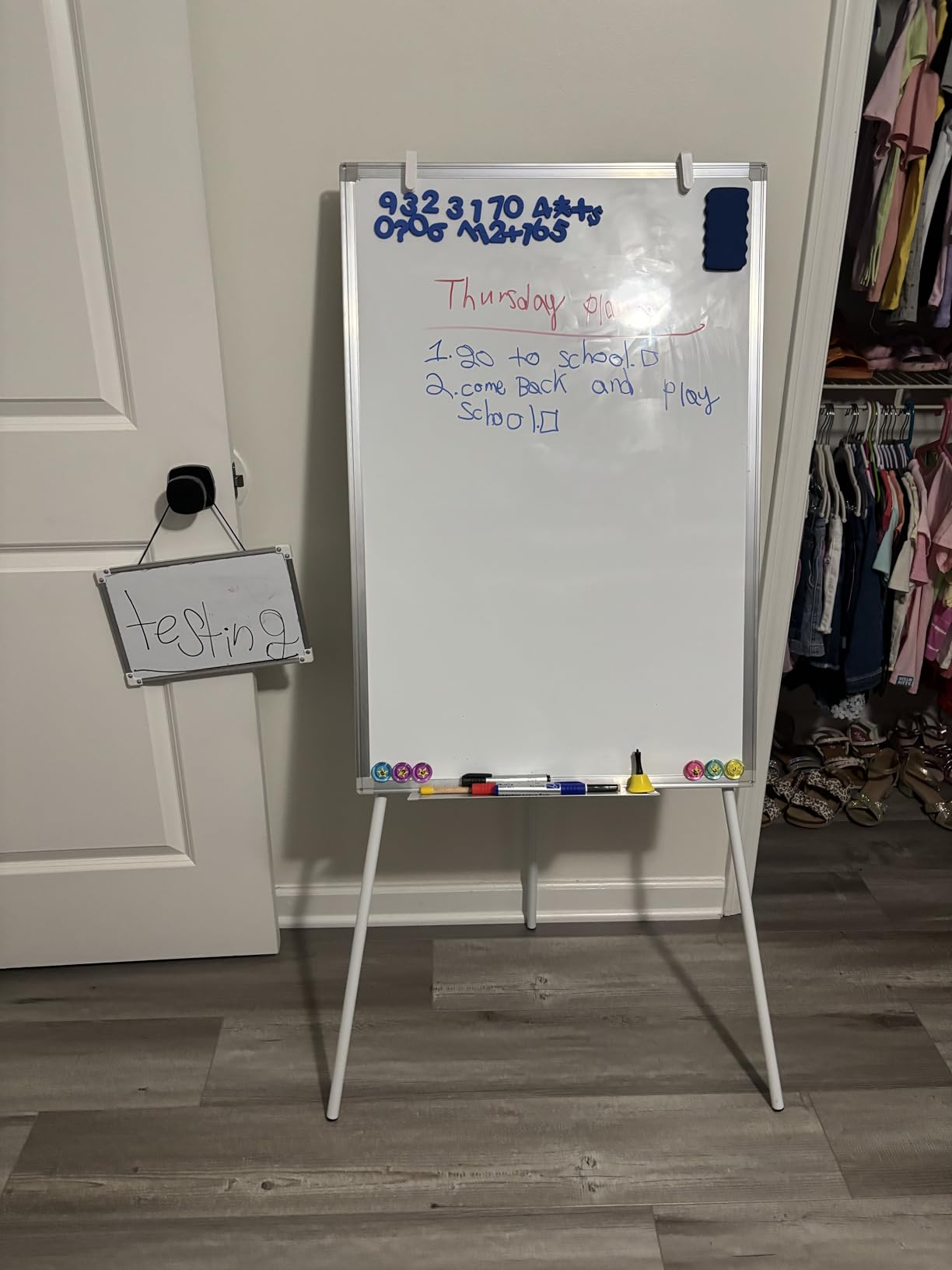 Maxtek Easel Whiteboard 36 x 24 in, Stand Tripod with Height Adjustable customer photo 1
