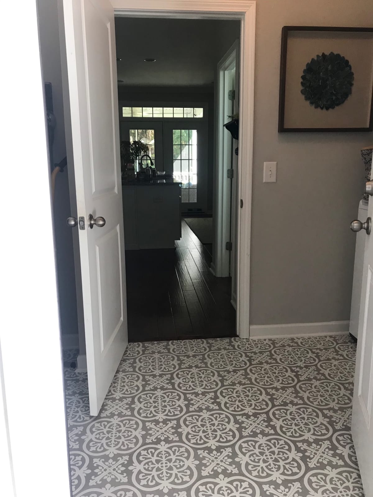 FloorPops FP2942 Medina Peel & Stick Floor Tiles, Grey customer photo 2