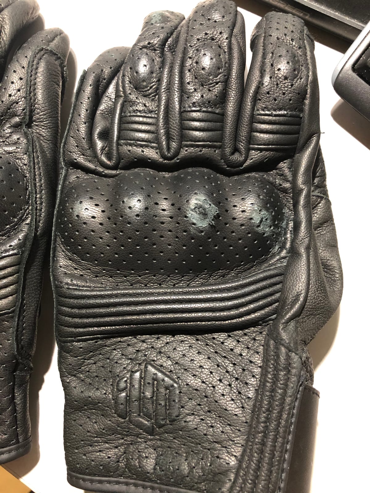 ILM Goatskin Leather Motorcycle Motorbike Riding Gloves DN01 Perforated customer photo 2