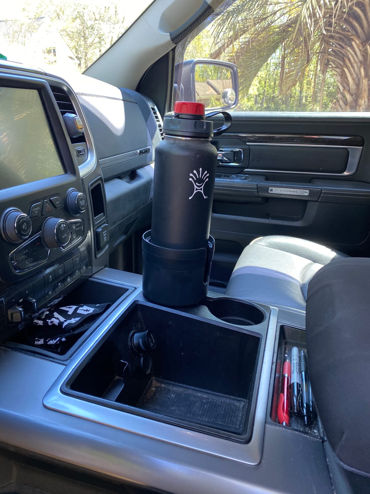 Integral Car Cup Holder Expander for Hydro Flask & Large Water Bottles customer photo 2