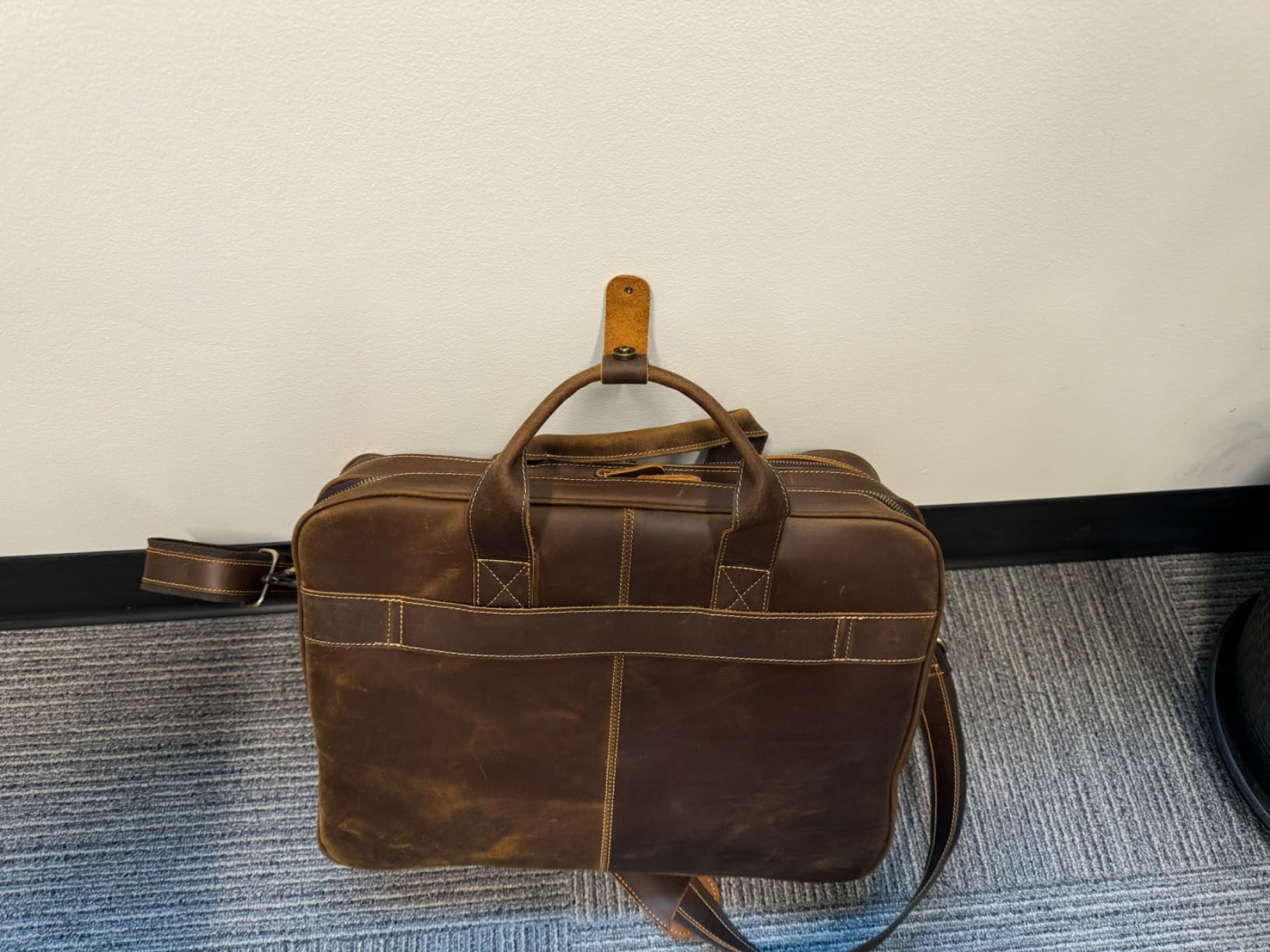Jack&Chris Full Grain Leather Briefcase for Men, Business Messenger Bag Laptop Bag Attache Case, Fits 15.6 Inch Laptop customer photo 2