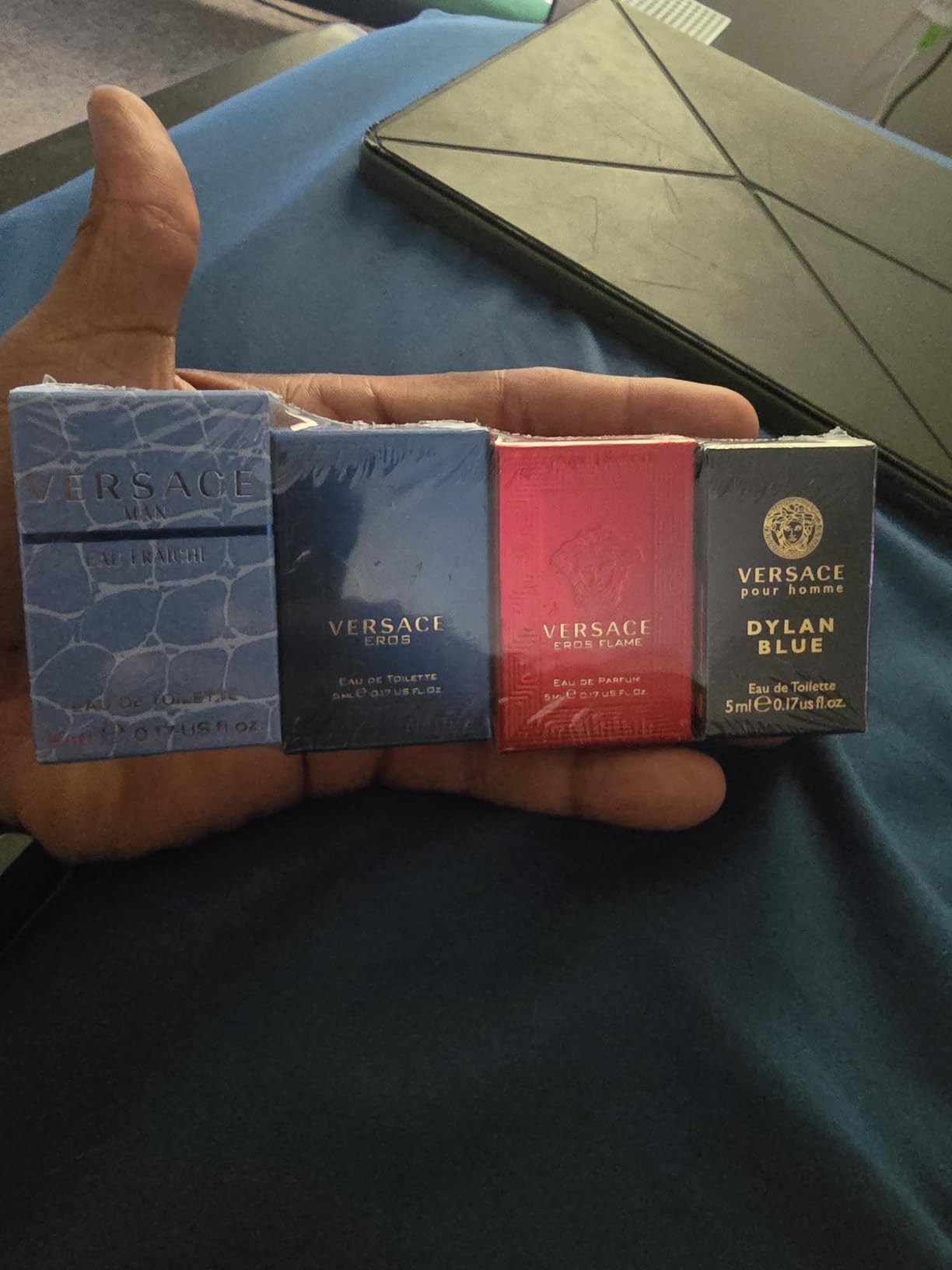 Versace 4 Piece Mini Gift Set for Men customer photo 2