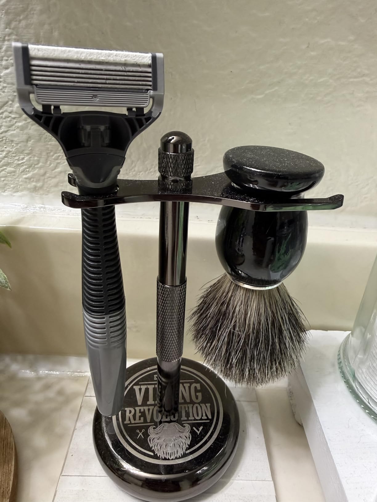 Viking Revolution Safety Razor Stand - Black - 1 Count customer photo 2