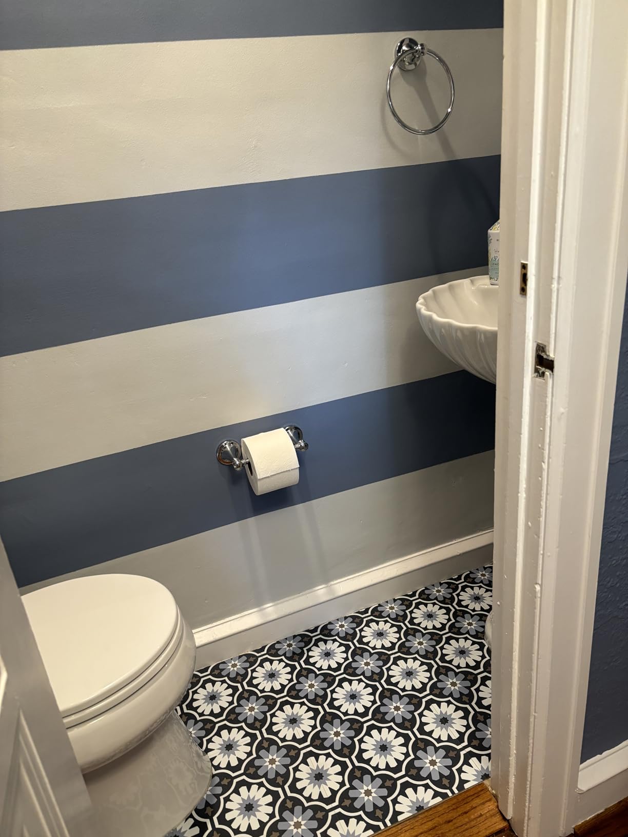 FloorPops FP2944 Sevilla Peel & Stick Floor Tiles, Multicolor customer photo 2