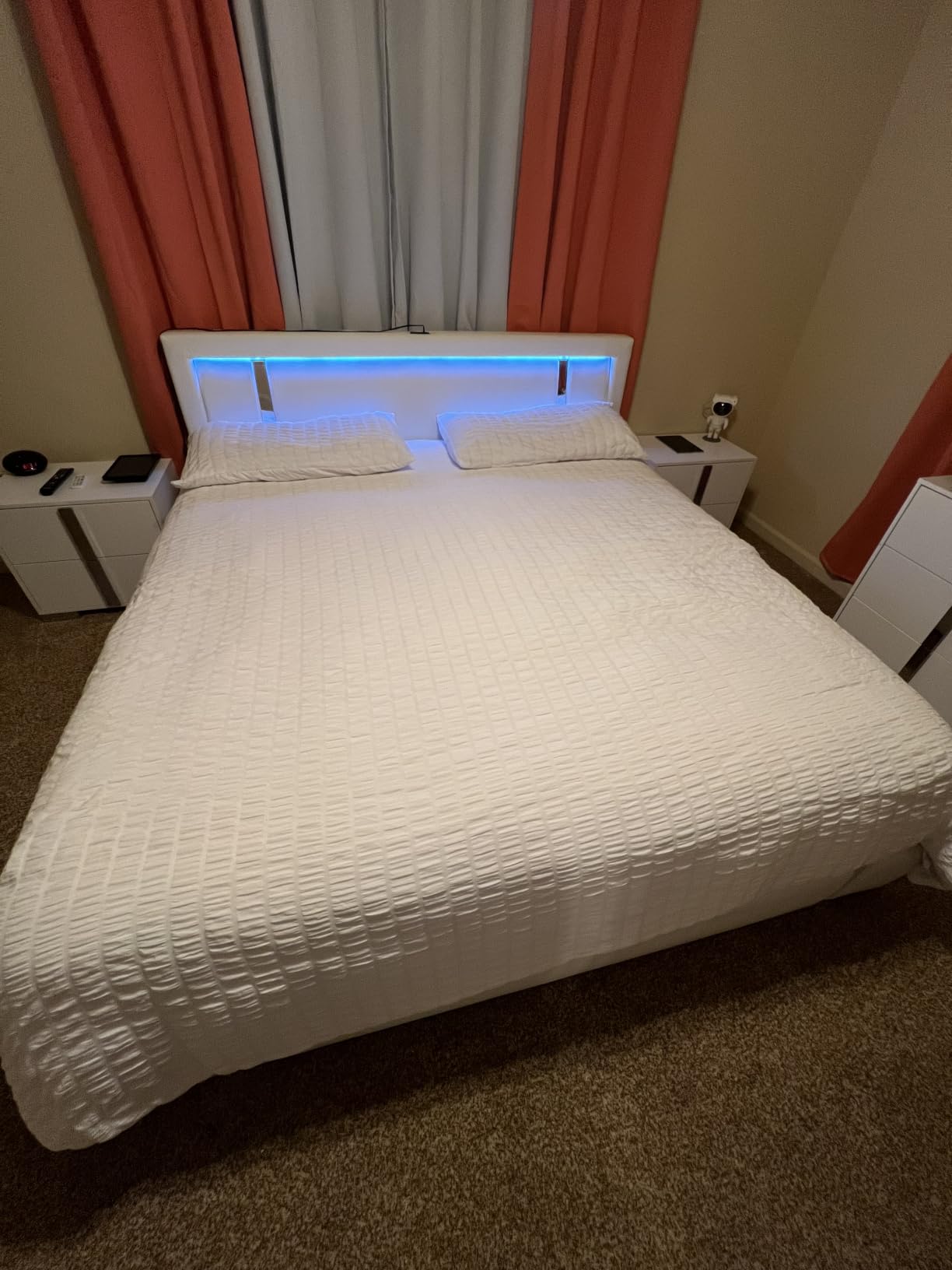 AveLom White Duvet Cover Queen Size, Textured Seersucker Duvet Cover Set, Soft Washed Microfiber with Zipper Closure and Corner Ties, 3 Pieces, 90