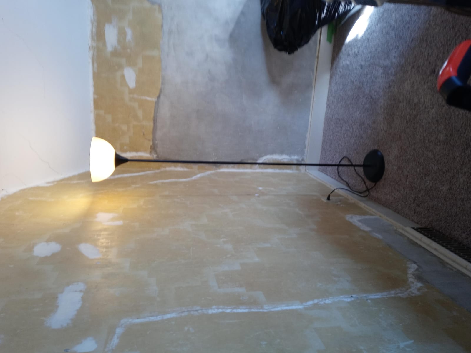 Goplus Wallpaper Steamer Chemical-Free Cleaner for Wallpaper Removal w/ 10FT Hose & Large Steam Plate customer photo 2