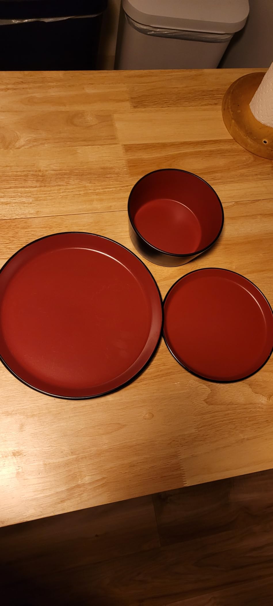Stone Lain Albie Stoneware 16-Piece Modern Dinnerware Set, Kitchen Plates and Bowls Sets, Service for 4, Blue and Black, Microwave & Dishwasher Safe customer photo 2