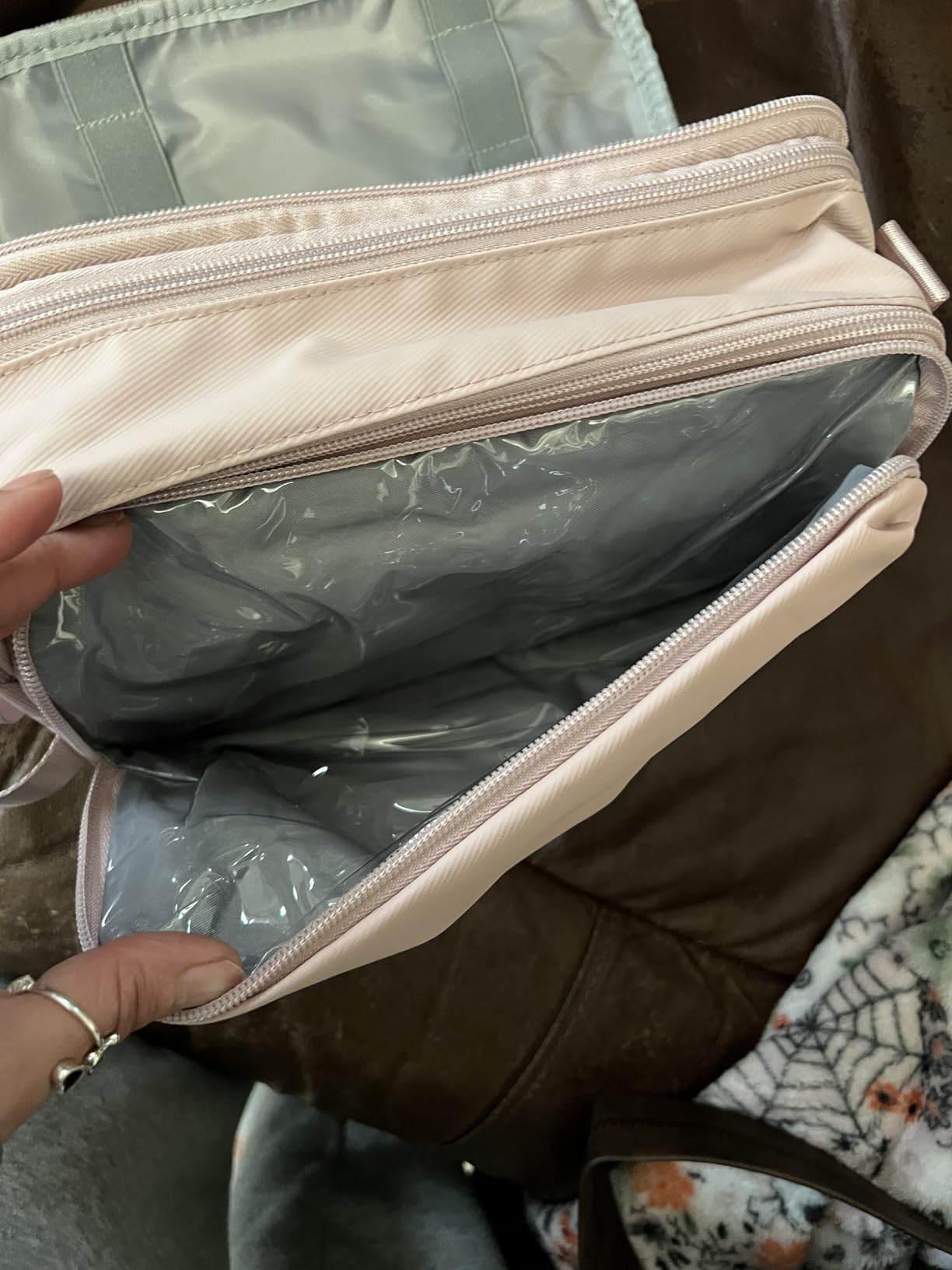 BAGSMART Toiletry Bag for Men, Travel Toiletry Organizer Dopp Kit Water-resistant Shaving Bag for Toiletries Accessories, Door Room Essentials, Black-medium customer photo 2