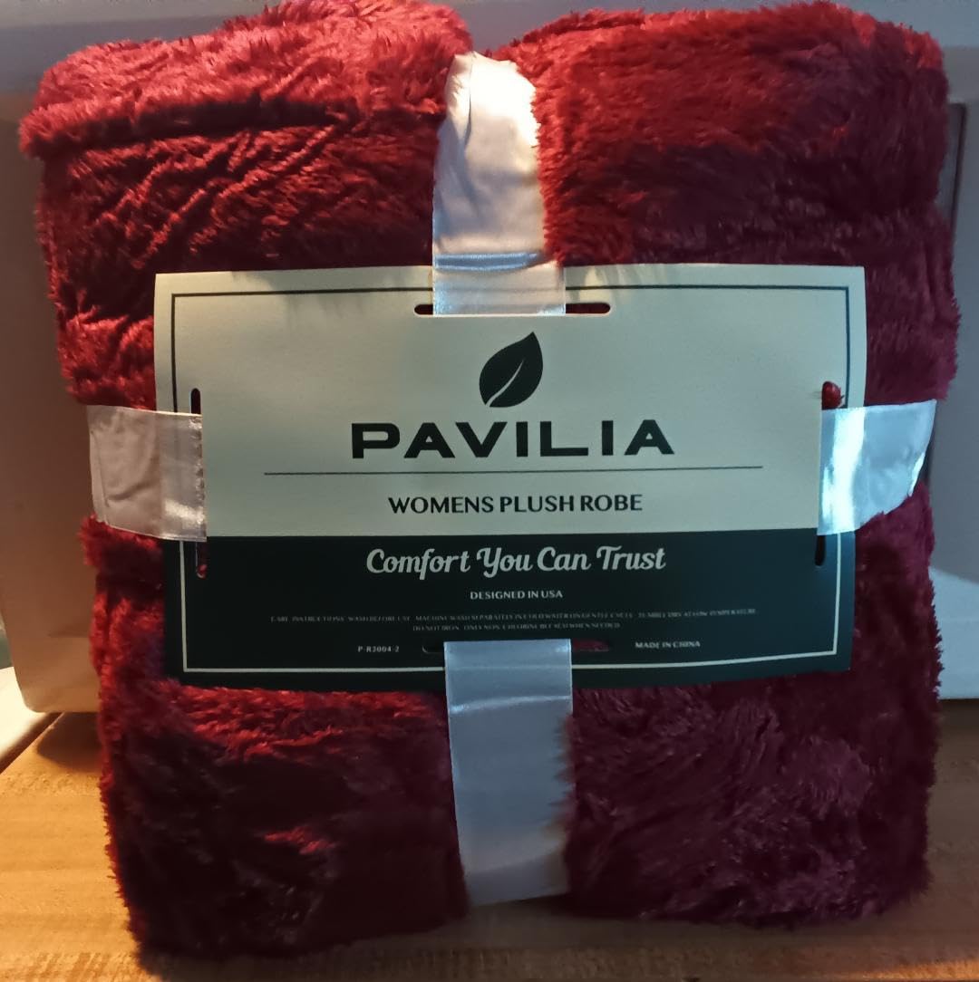 PAVILIA Premium Womens Plush Soft Robe, Fluffy Warm Fleece Sherpa Bathrobe customer photo 1