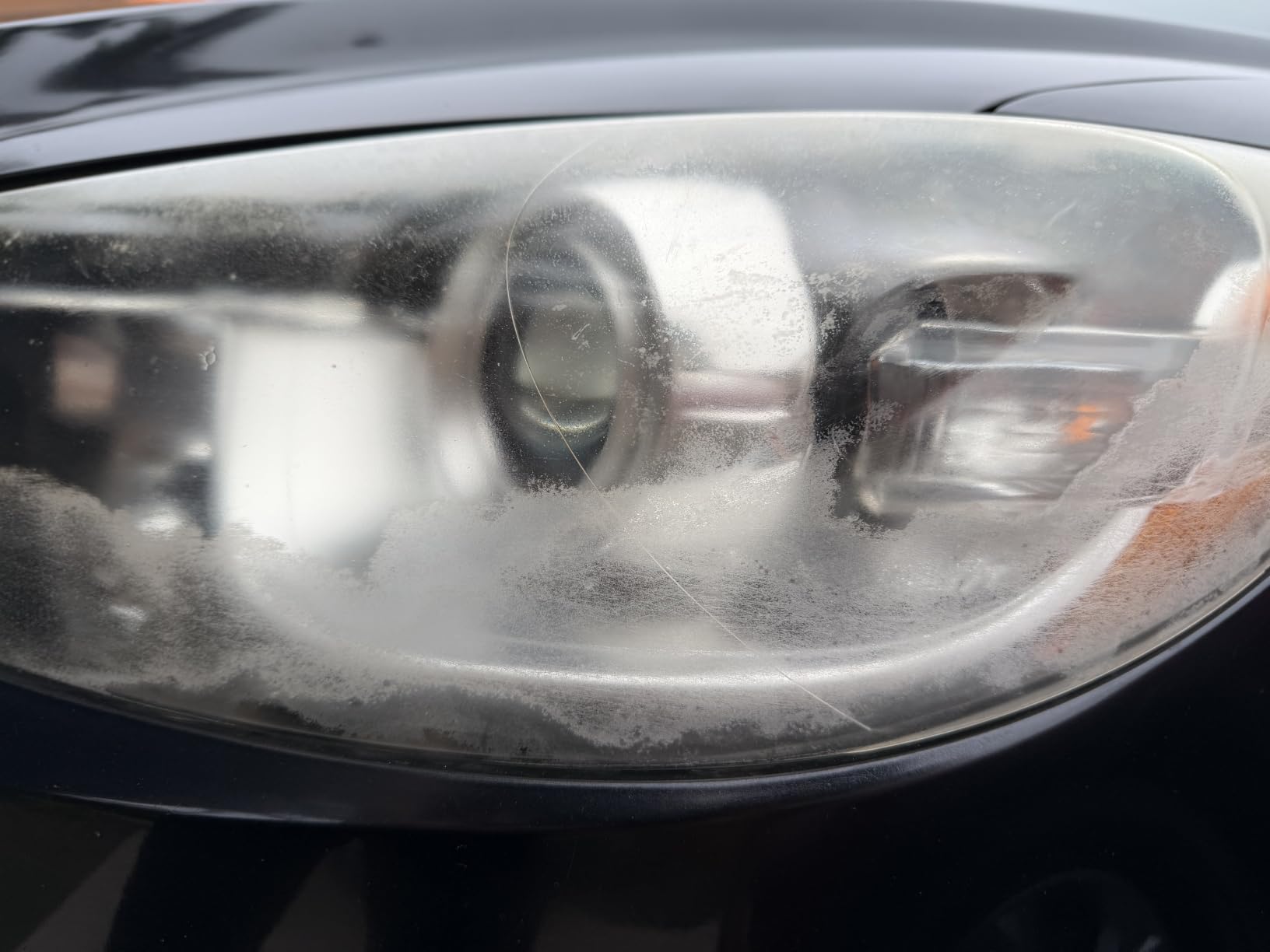 3M Auto Restore and Protect Headlight Restoration Kit, Use On Plastic Lenses, Headlights, Taillight, Fog Lights and More, Includes Sanding Discs, Headlight Clear Coat Wipes, Foam Pad and Glove (39194) customer photo 1