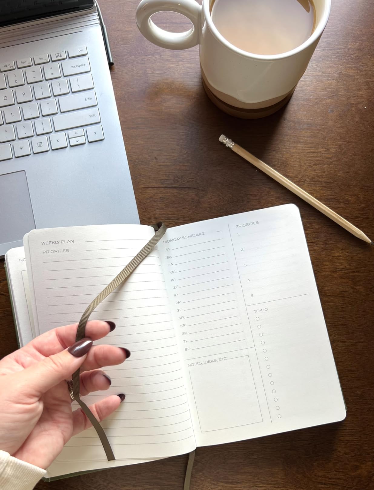 Anecdote 2027 Daily Planner, 2026-2027 Calendars, Flexible 26 Weeks Undated customer photo 2