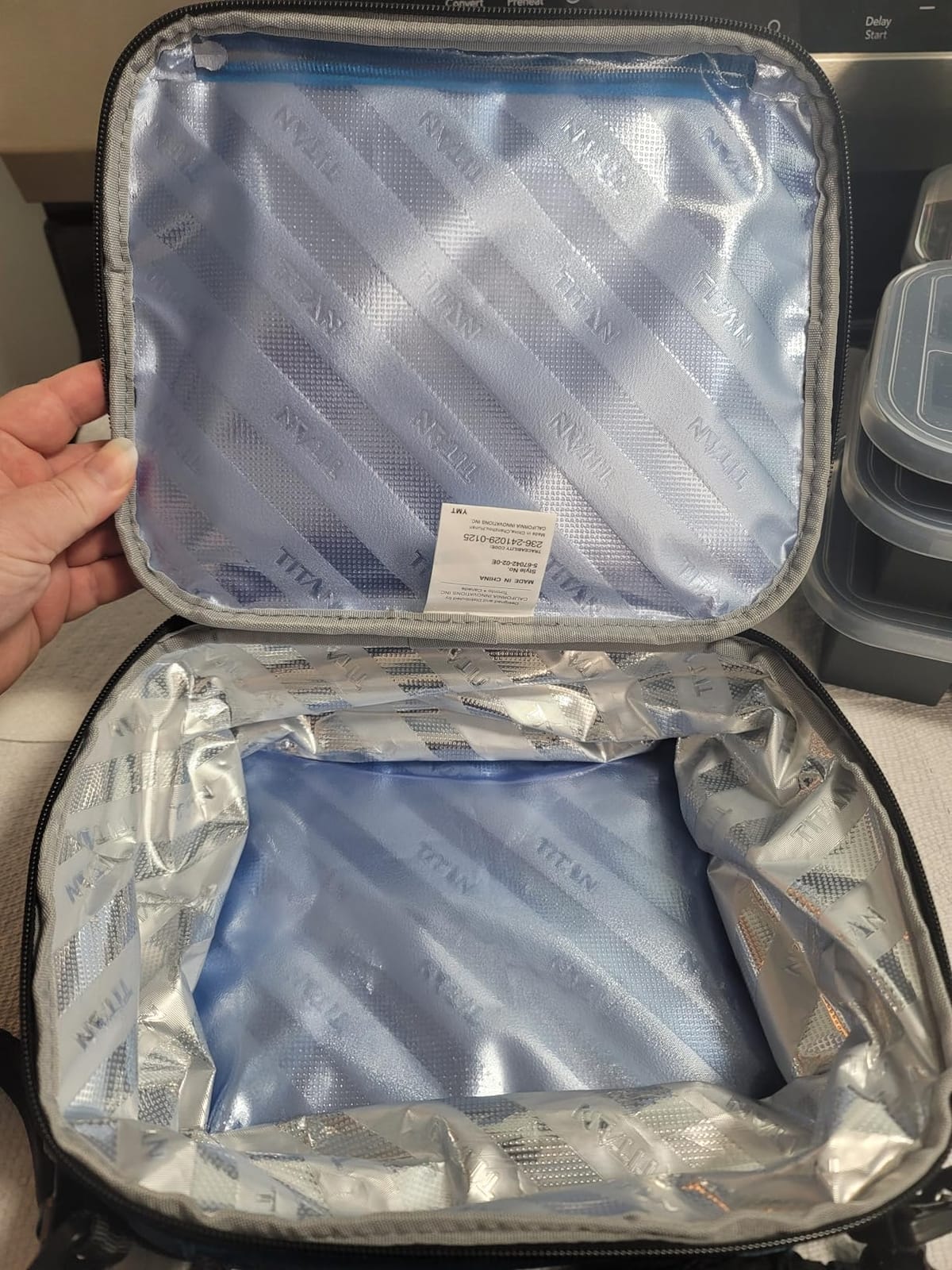 Titan by Arctic Zone Expandable Lunch Box, 2 Ice Packs, Leak Proof, Blue customer photo 1