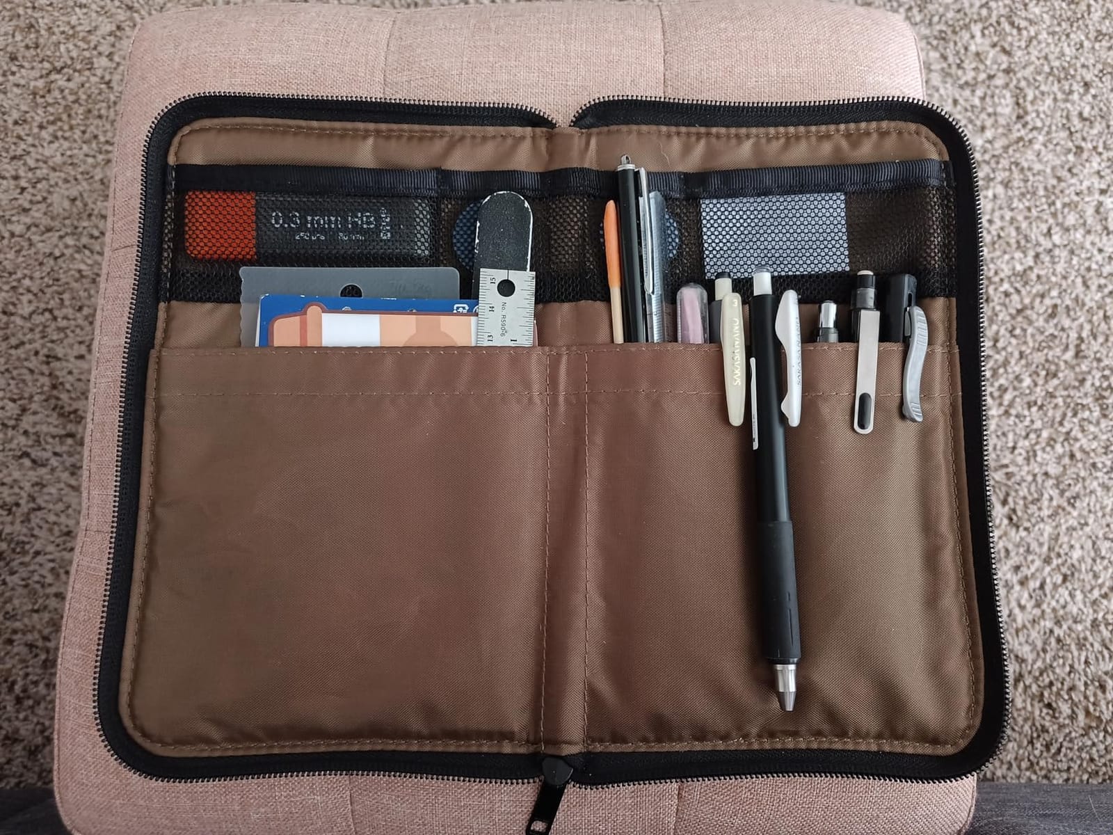 LIHIT LAB Slim Pen/Pencil Pouch, 0.7 × 3.9 × 8.5 Inches, Black (A7652-24) customer photo 1