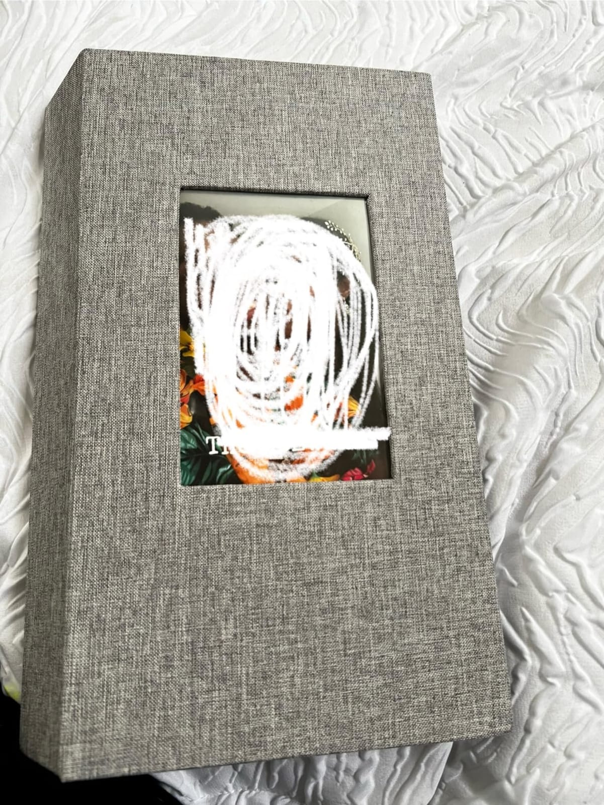 Vienrose 4x6 Photo Album,300 Pockets,Linen Cover with Window,Grey customer photo 2