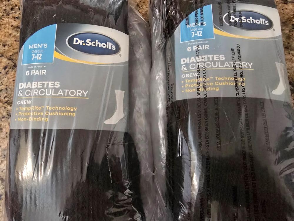 Dr. Scholl's Men's Diabetic & Circulatory Non-Binding Cushioned Socks customer photo 2