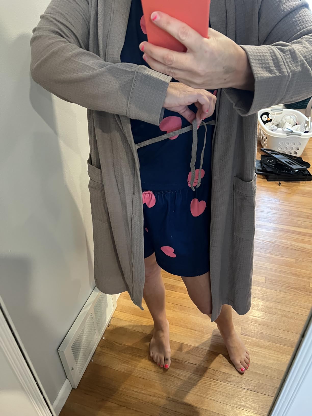 Amazon Essentials Women's Lightweight Waffle Full-Length Bath Robe (Available in Plus Size) customer photo 2