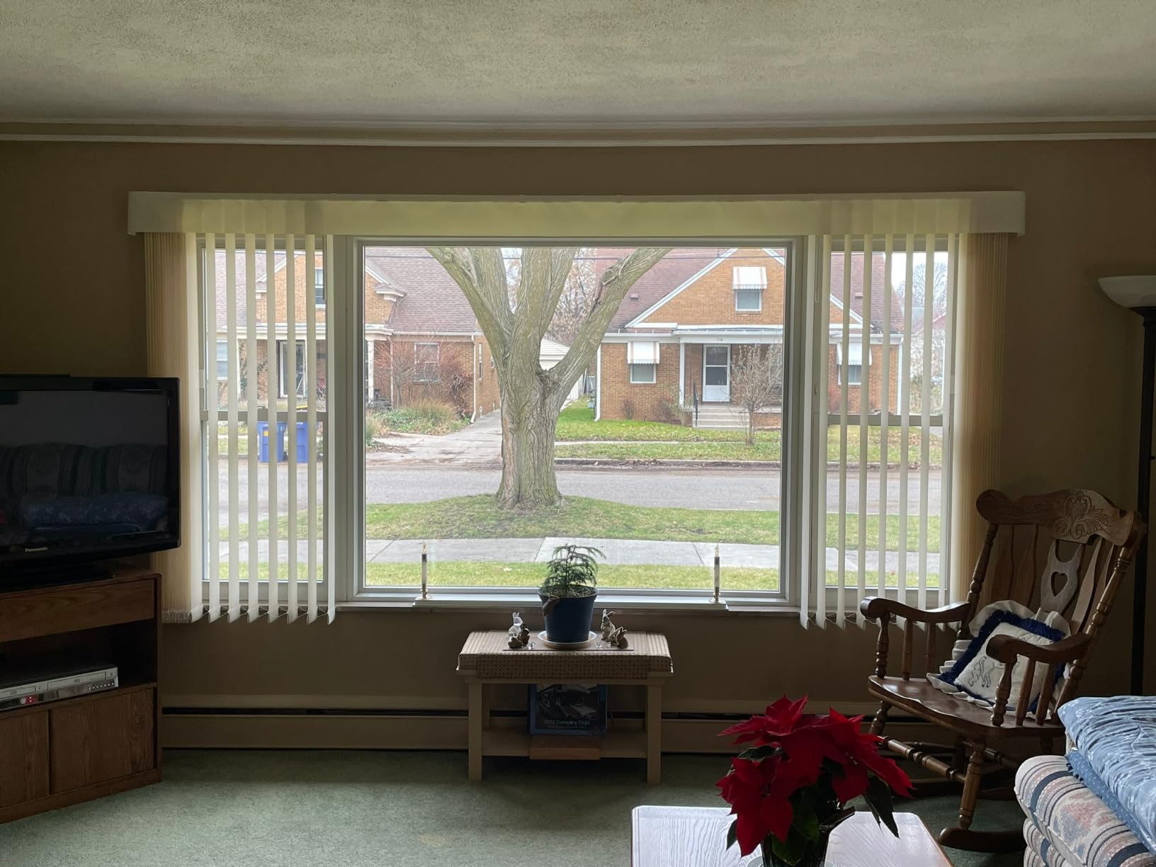 Cordless Vertical Window Blinds, White Blackout Fabric, Energy Saving UV Protection Noice Reduce for Sliding Glass Doors, Patio Doors customer photo 2
