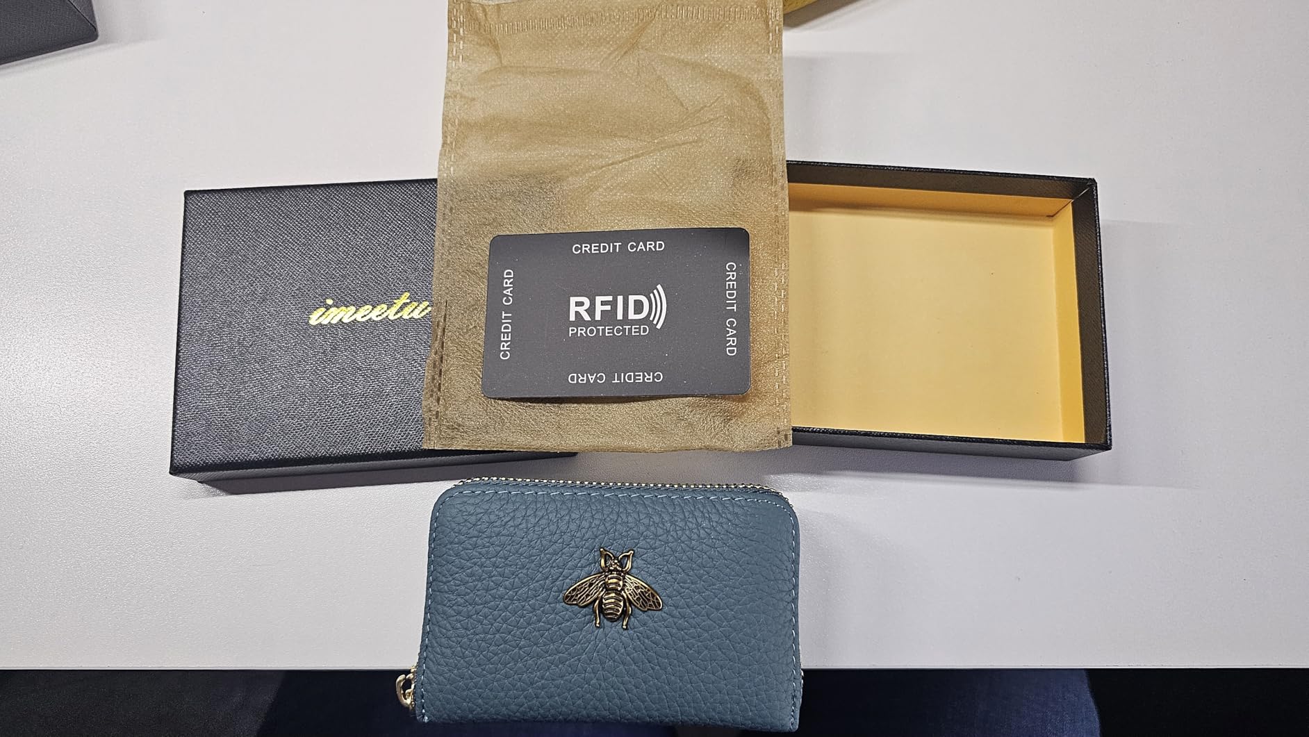 imeetu RFID Credit Card Holder, Small Card Wallet Women, Leather Card Case customer photo 2