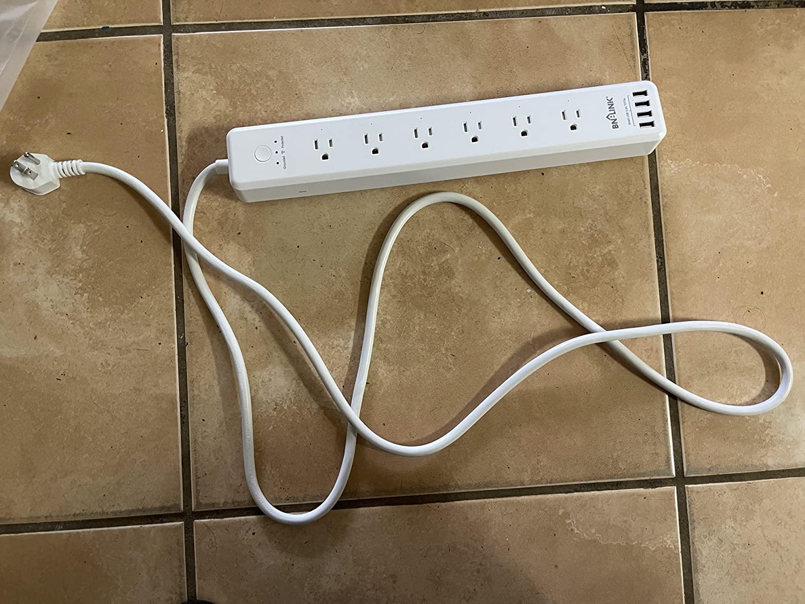BN LINK Smart Plug Power Strip，Surge Protector with 6 Individually Controlled Smart Outlets, 4 USBs (incl. 20W USB-C), Compatible with Alexa and Google Home customer photo 2