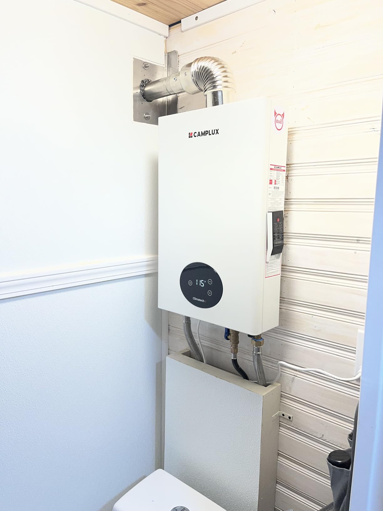 CAMPLUX Tankless Water Heater Natural Gas Indoor Up to 6.4 GPM 150,000 BTU | Climatech 5 5.28 GPM CSA Certified Residential On Demand Instant Hot Water for Whole House, 3-5 Persons Family, CA528 customer photo 2