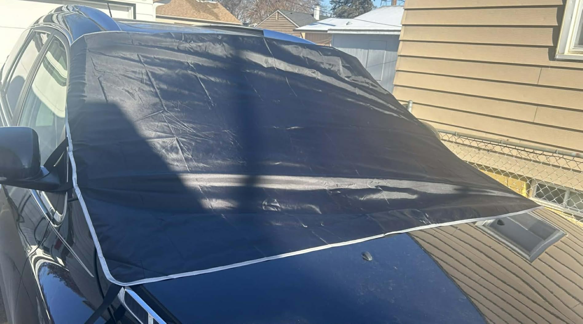LoyaForba 51.18x83.07 Inch Windshield Snow Cover, Frost Sunshade, Black customer photo 1