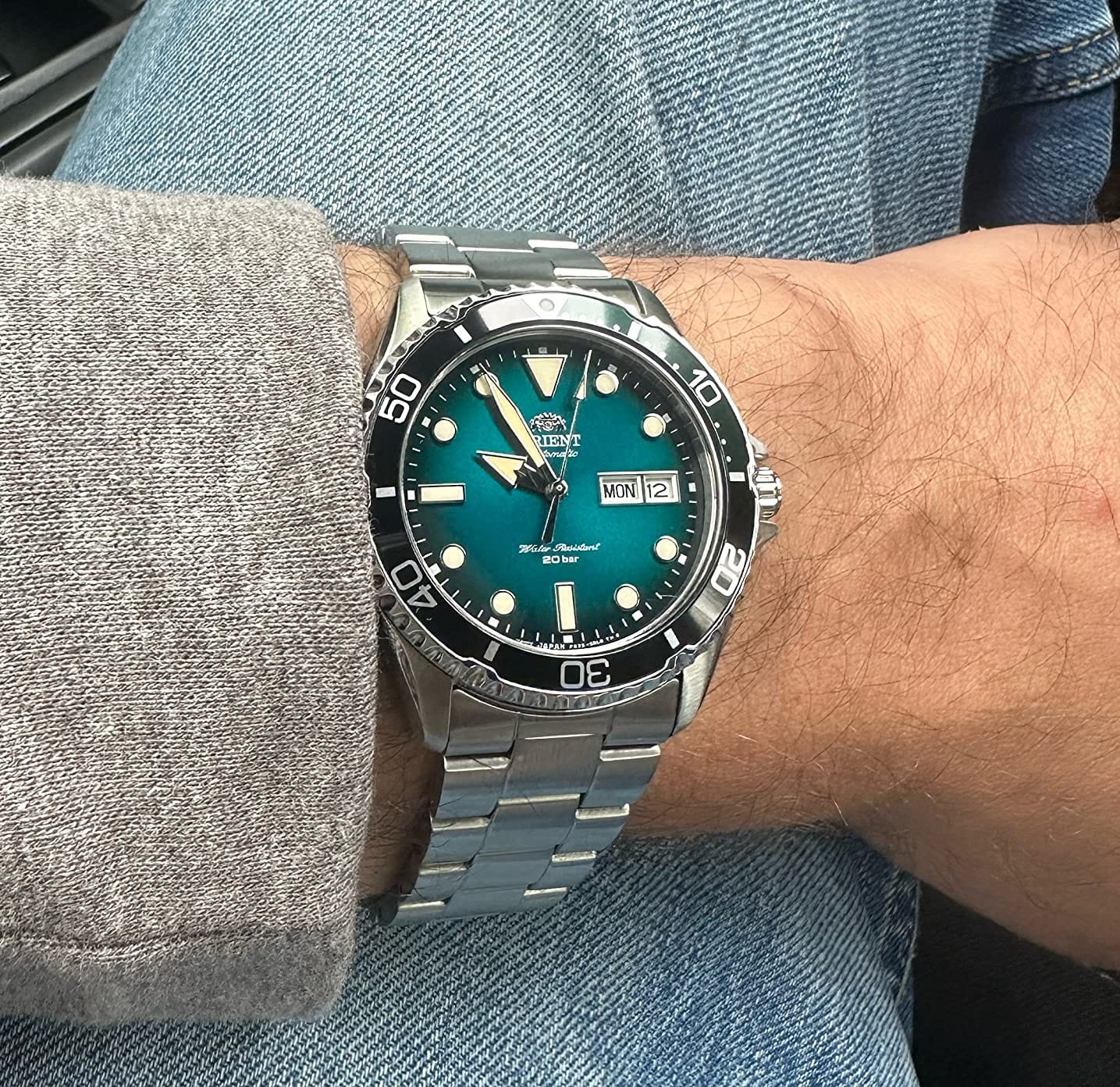 Orient RA-AA08 | Automatic / Hand-Winding Movement | 41.8 mm Stainless Steel Case | Sapphire Crystal | 200 m Diver Style Watch | Dot Index customer photo 2