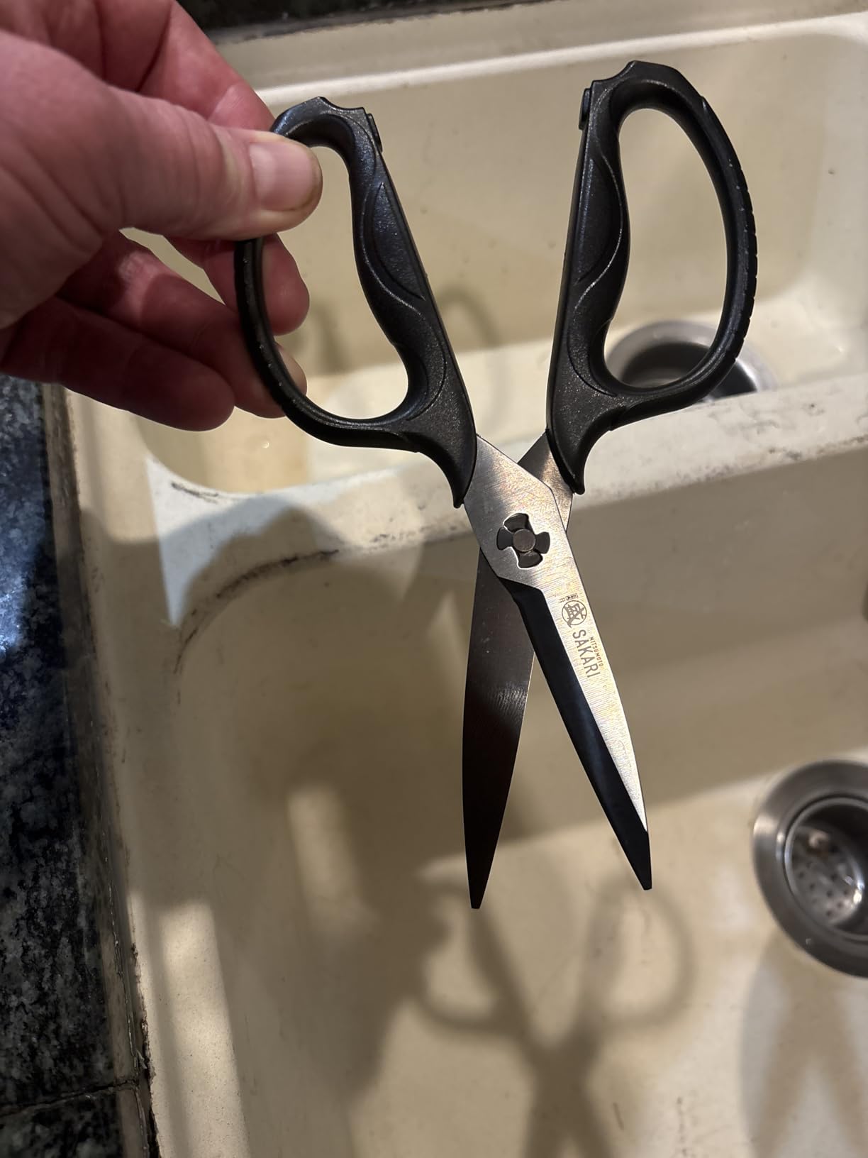 MITSUMOTO SAKARI Japanese Heavy Duty Detachable Kitchen Shears customer photo 2