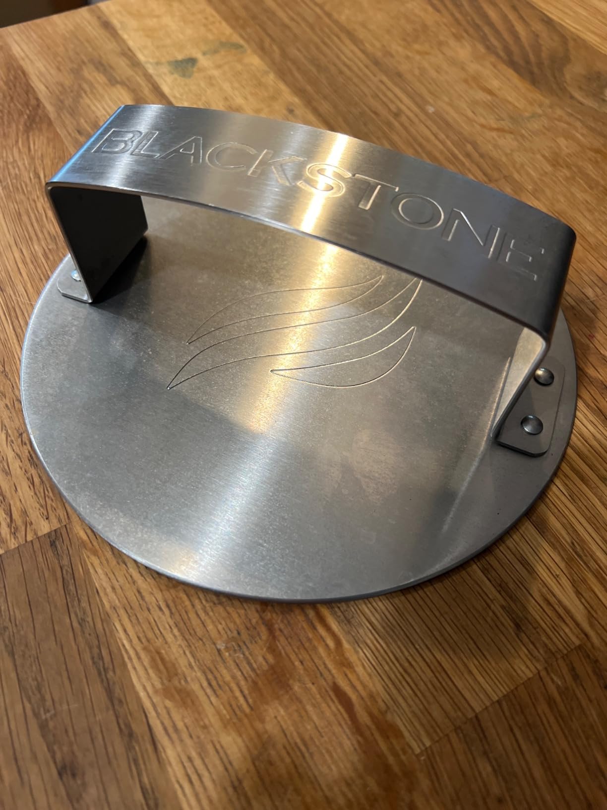 BLACKSTONE® Smash & Sear Press – Stainless Steel Burger Smasher customer photo 1