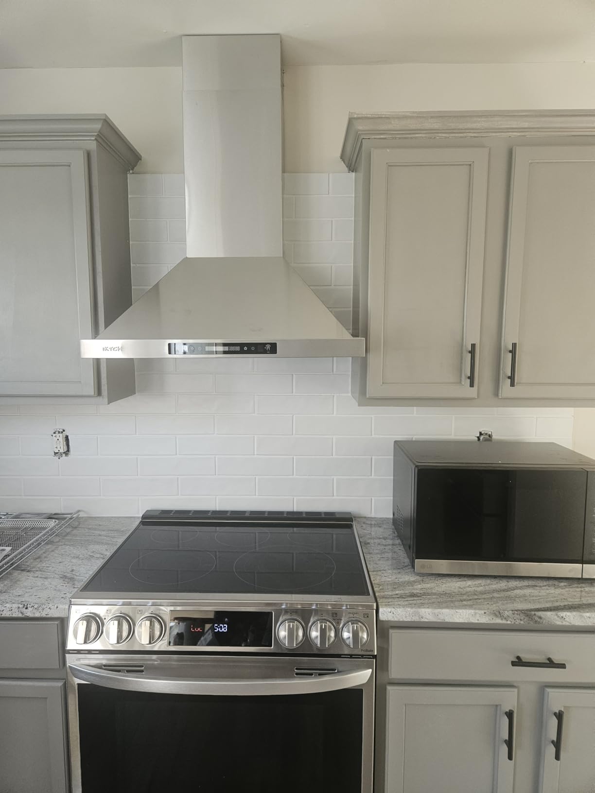 IKTCH 36-inch Black Wall Mount Range Hood, 900 CFM Kitcehn Vent Hood customer photo 1