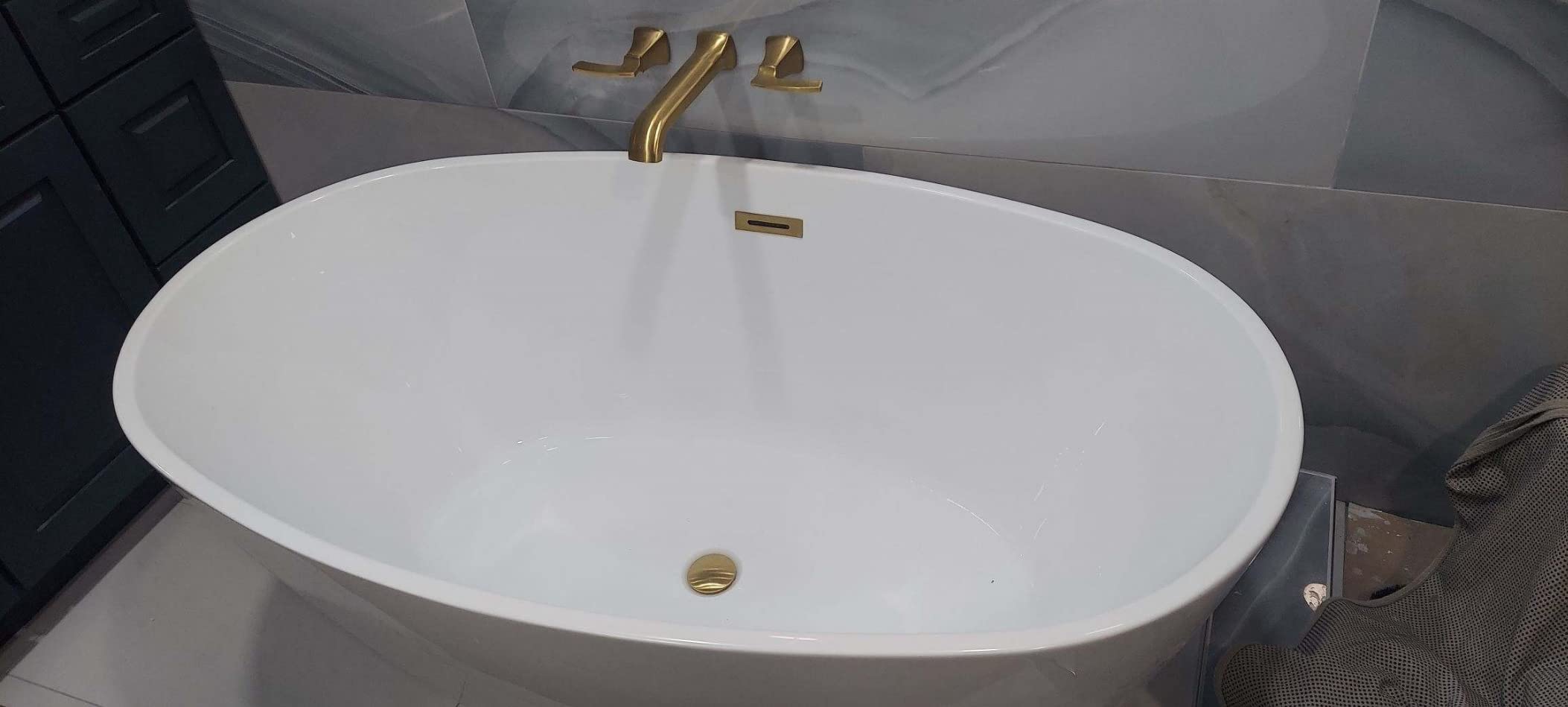 Tub Filler Wall Mount Tub Faucet Black High Flow Long Spout Reach Roman Bathtub Faucets with 2 Handles customer photo 2