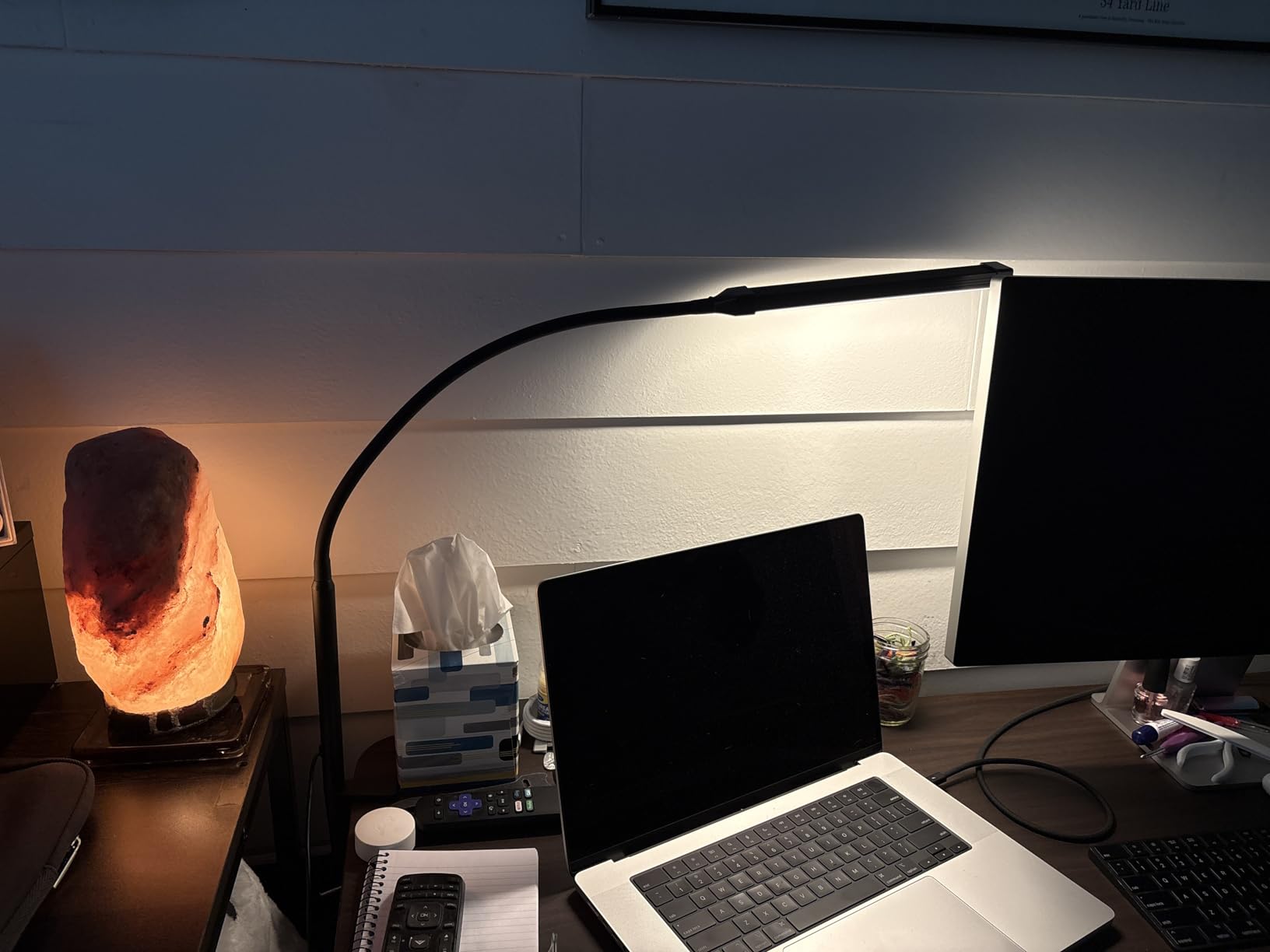 Voncerus LED Desk Lamp with Clamp, Clip on Lights for Home Office, Black customer photo 2
