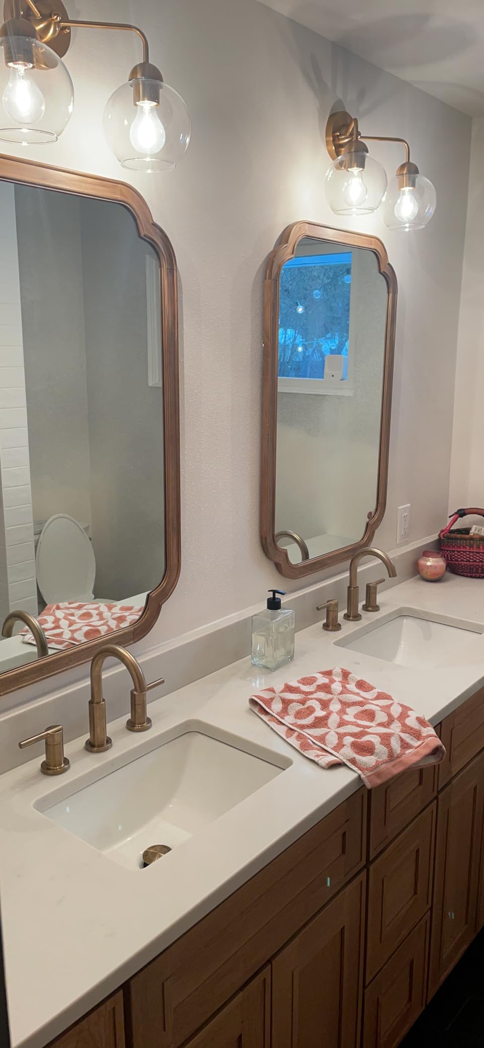 Delta Nicoli Brushed Gold Faucet 3 Hole, 8 Inch Widespread Bathroom Sink Faucet for Vanity, Push-Pop Drain Assembly, Champagne Bronze 35749LF-CZ customer photo 2