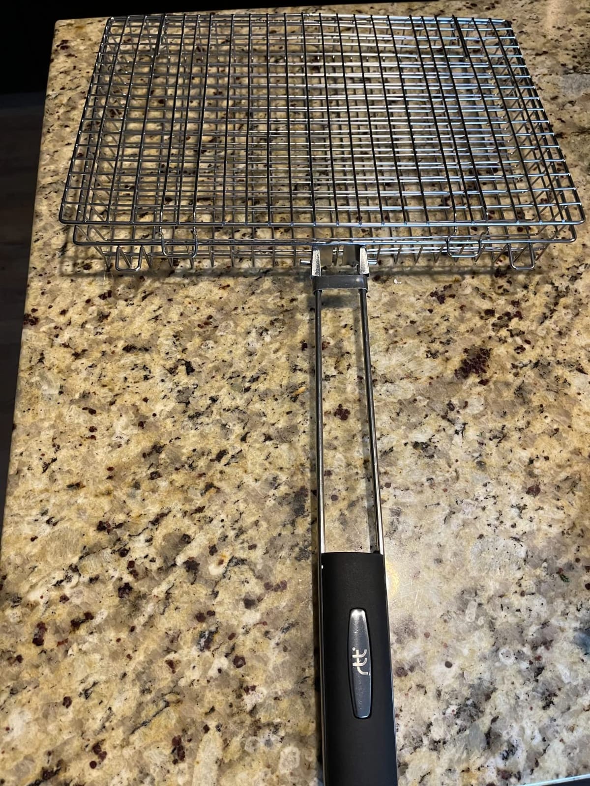 Grill Basket Extra Large,Grill Accessories for Outdoor Grill,Grilling Gifts for Men,Fish Grill Basket, Shrimp Vegetable, Veggie, Barbecue BBQ Rack, Camping Cooking, Unique Detachable Handle customer photo 1
