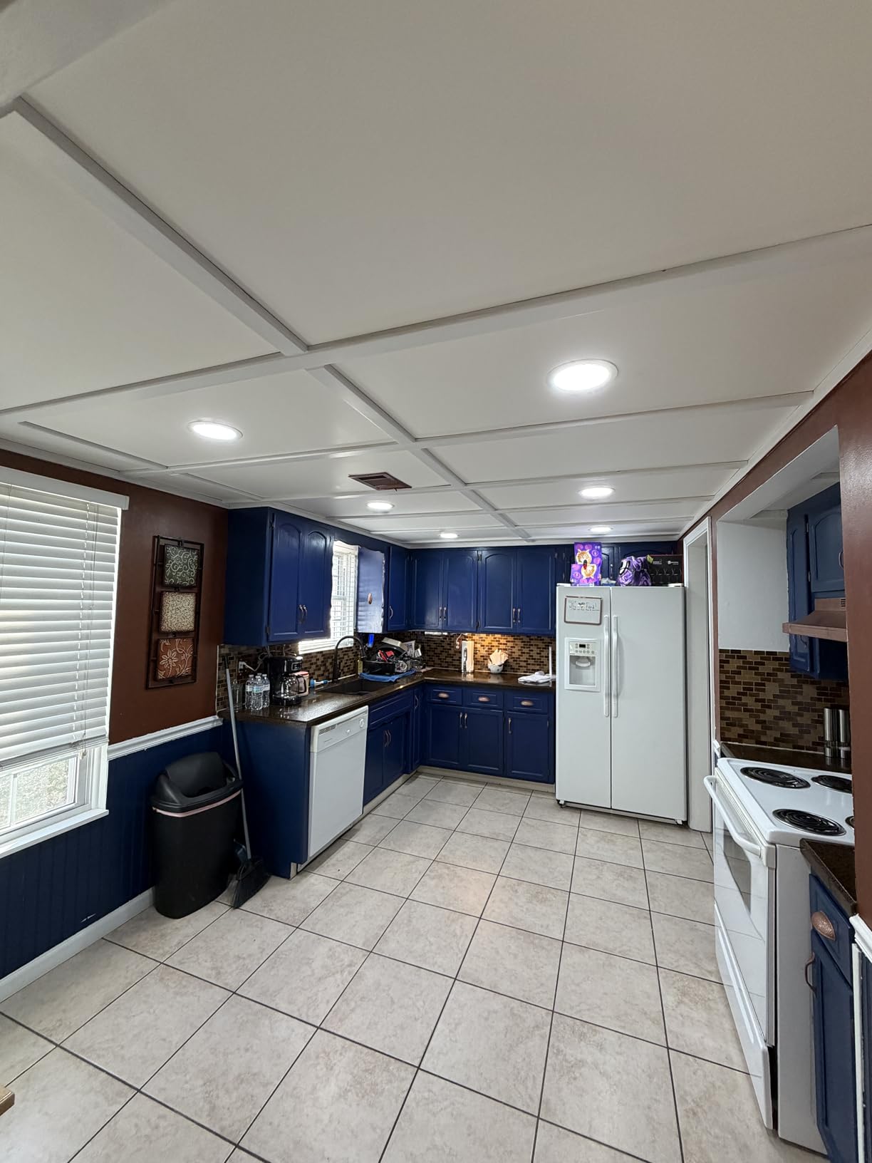 Art3d 12-Pack Smooth Drop Ceiling Tiles, No Sag and Breakage, White customer photo 1