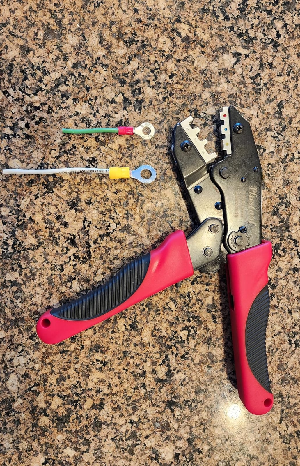 Plustool Crimping Tool for Heat Shrink Connectors AWG26-10, Ratcheting Wire Terminal Crimper - Crimping Pliers - Electrical Crimping Tool customer photo 1