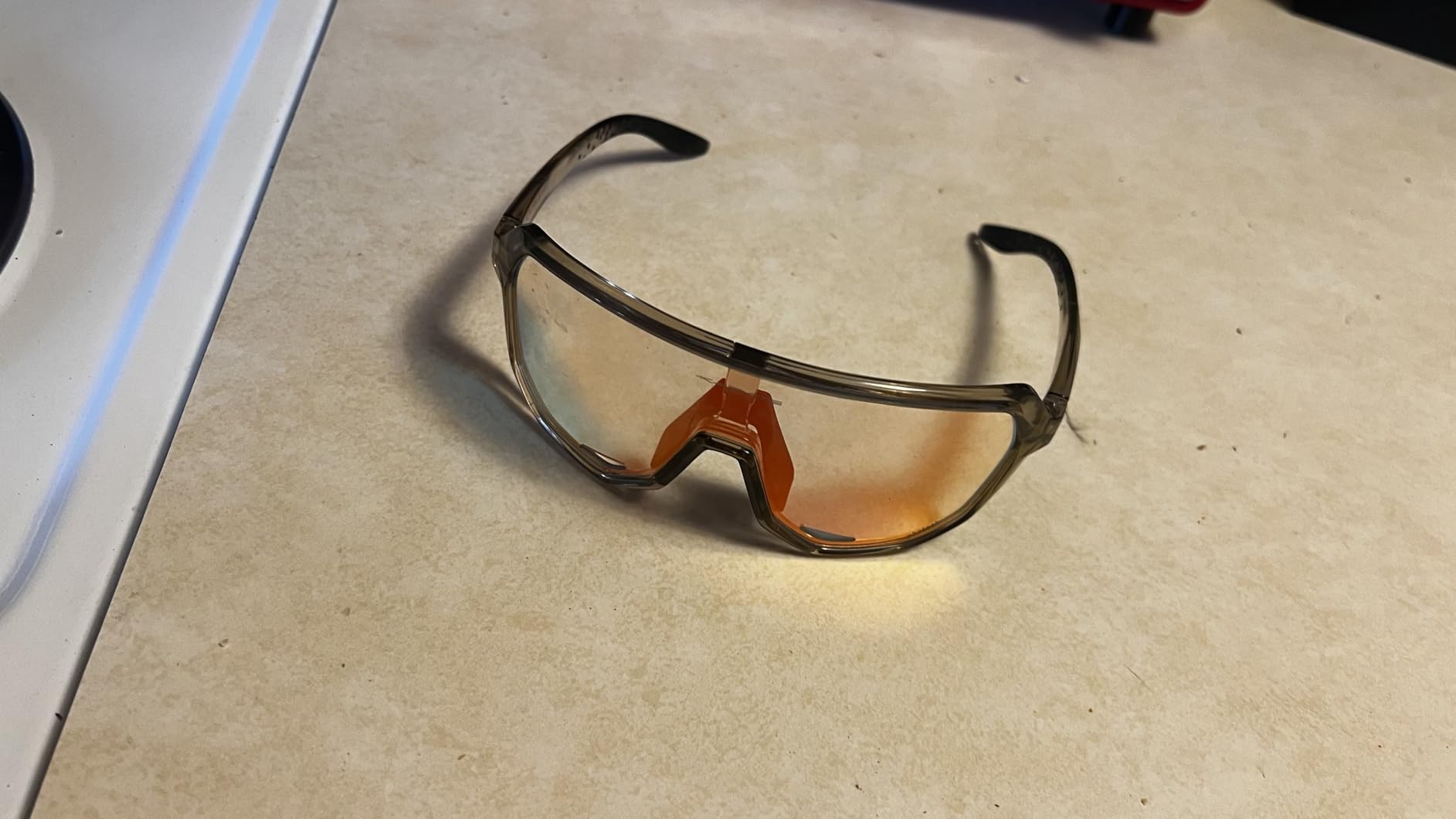 KAPVOE Photochromic Cycling Sunglasses UV400 TR90 Men Women K63 customer photo 1
