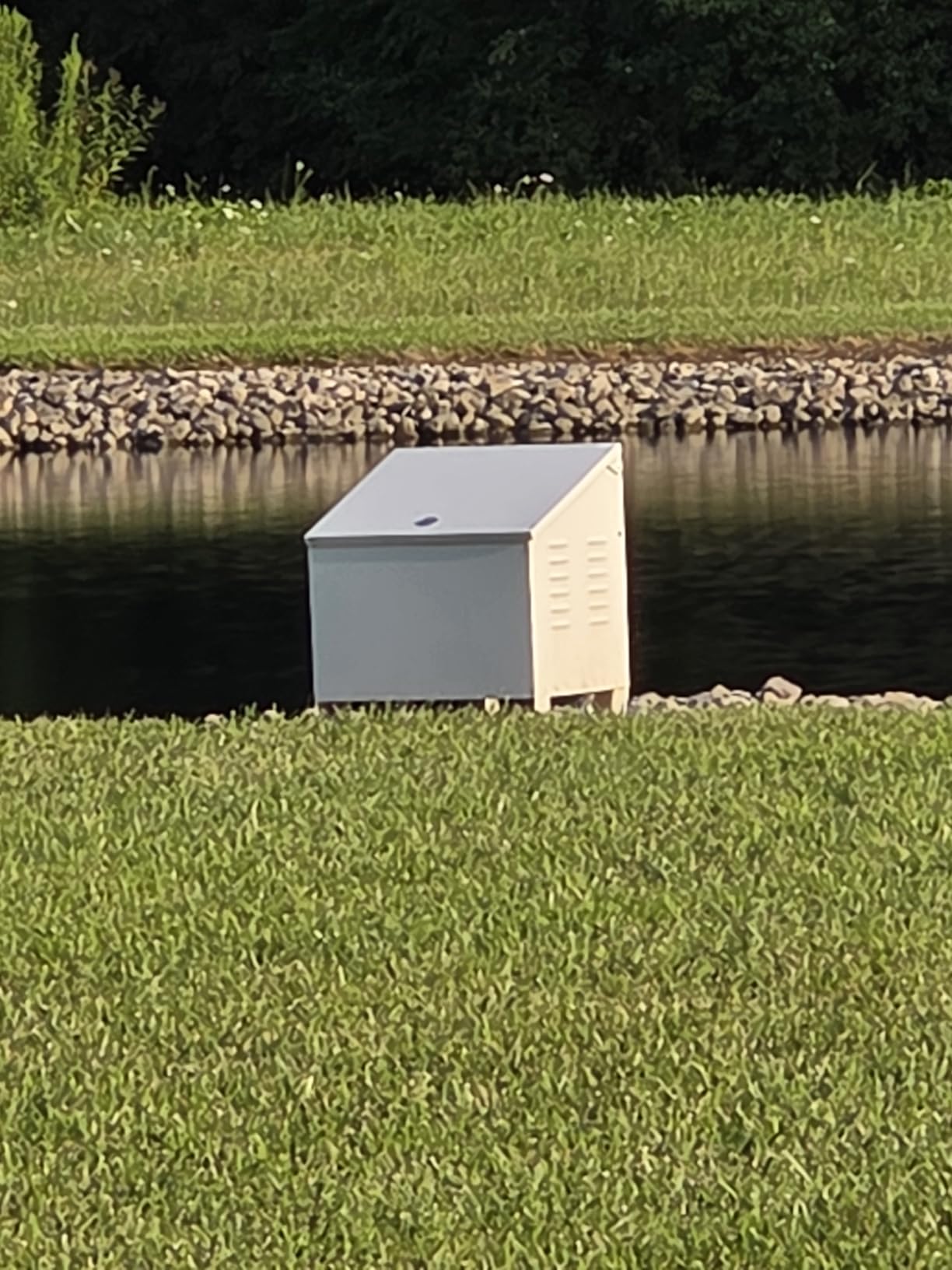 VEVOR Pond Aerator 550W Power 5.2CFM for Up to 3 Acre 50' Lake Aeration Kit customer photo 2