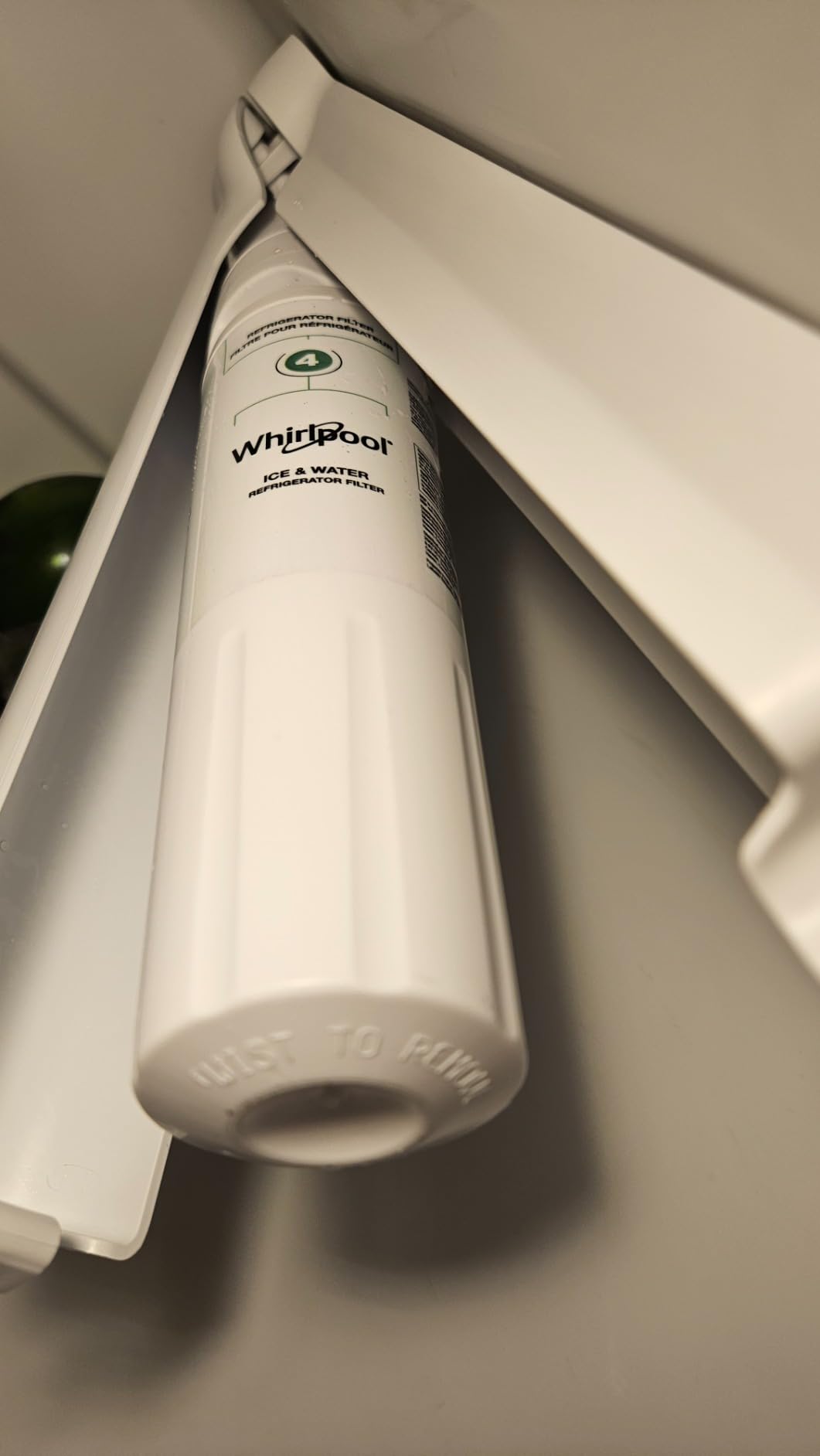 Whirlpool Refrigerator Ice & Water Filter 4, WHR4RXD1, 1-Pack | NSF Certified to Reduce 31 Contaminants Including Lead, Pesticides & Pharmaceuticals customer photo 1