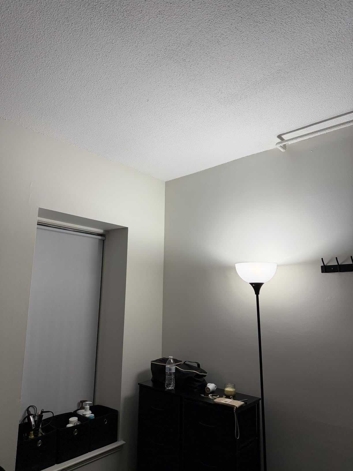 Coucrek Floor Lamp, LED Standing Lamps with White Plastic Shade, Black Modern Torchiere Floor Lamp, Tall Lamps for Living Room Dorm, Bulb not Included customer photo 2