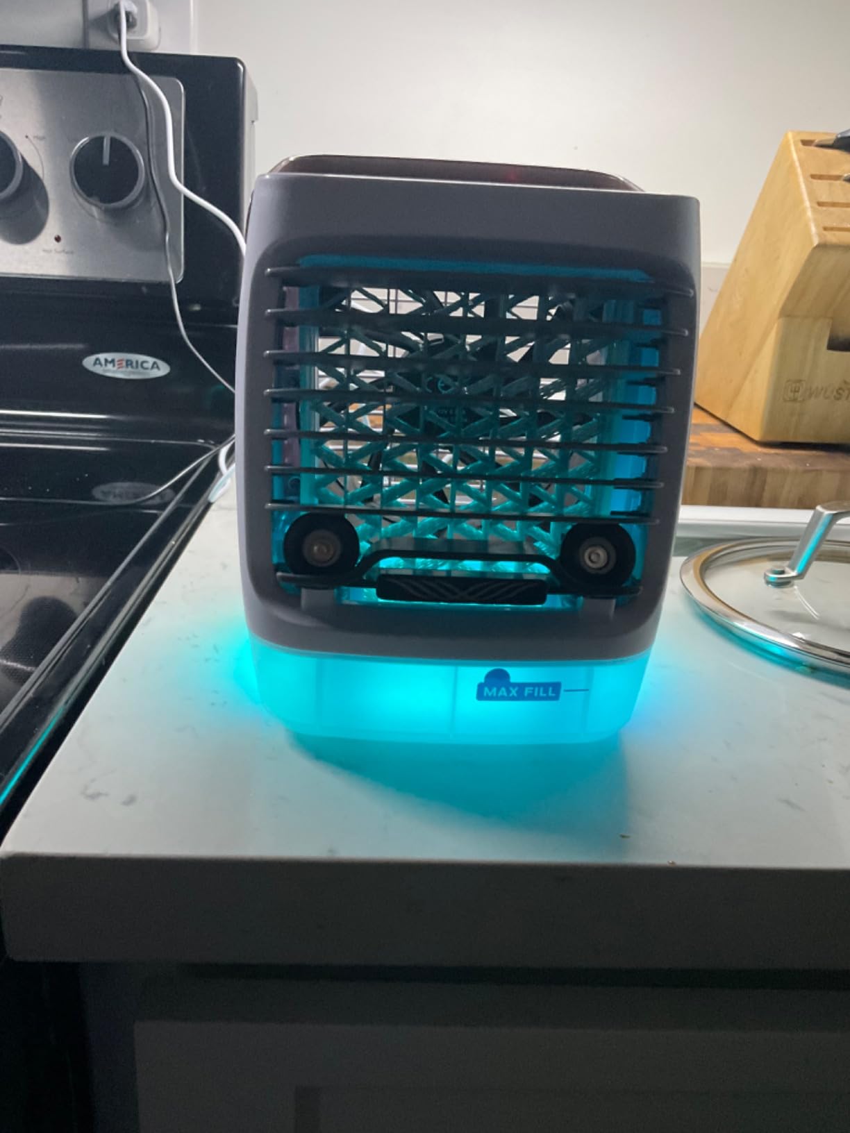 ChillWell 2.0 Evaporative Air Cooler for Room - 4-Speed Mini Portable Swamp Coolers with Humidifier | Indoor Personal Cooling Unit In Bedroom, Home Office, and Camping | USB- Rechargeable, Easy Setup customer photo 1