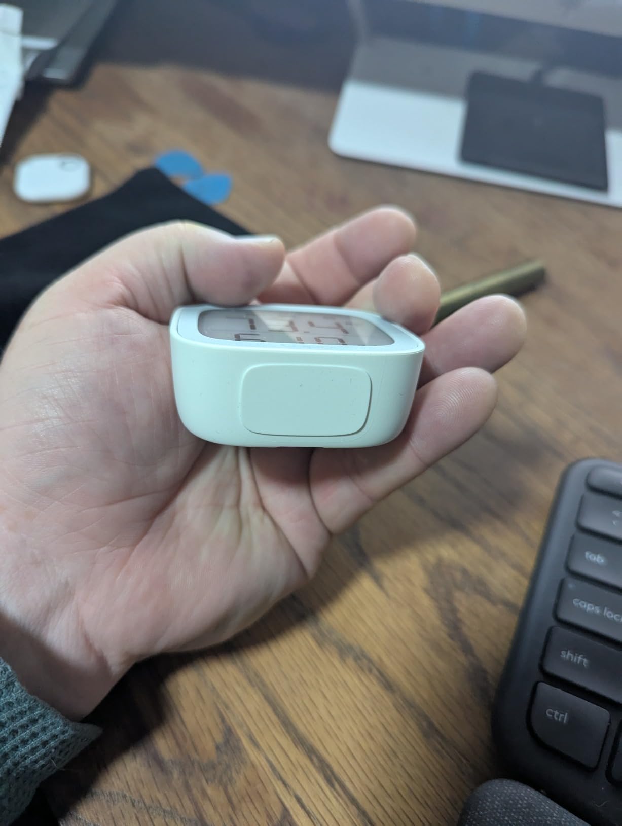 Tapo Smart Temperature and Humidity Monitor, Swiss-Made Sensor, T315 customer photo 2