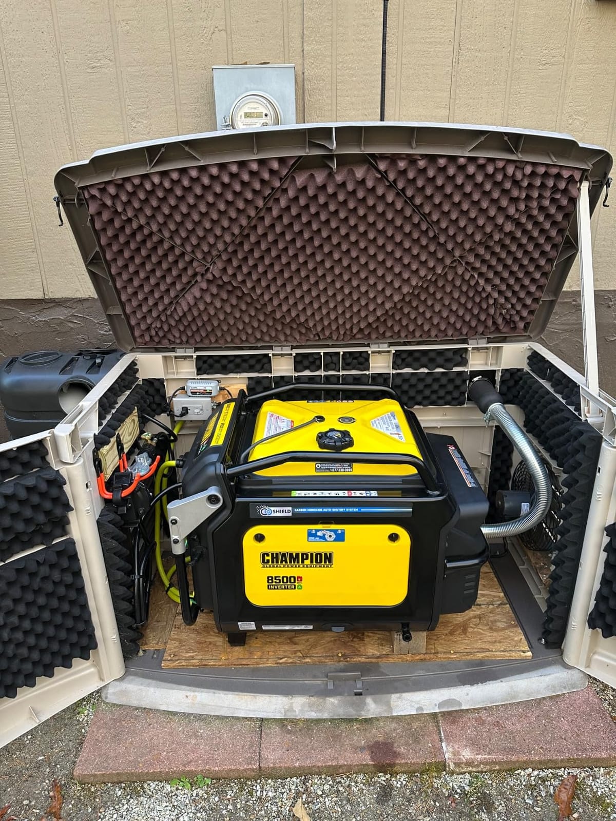 Champion Power Equipment 8500-Watt Electric Start Dual Fuel Home Backup Portable Inverter Generator with Quiet Technology and CO Shield customer photo 2