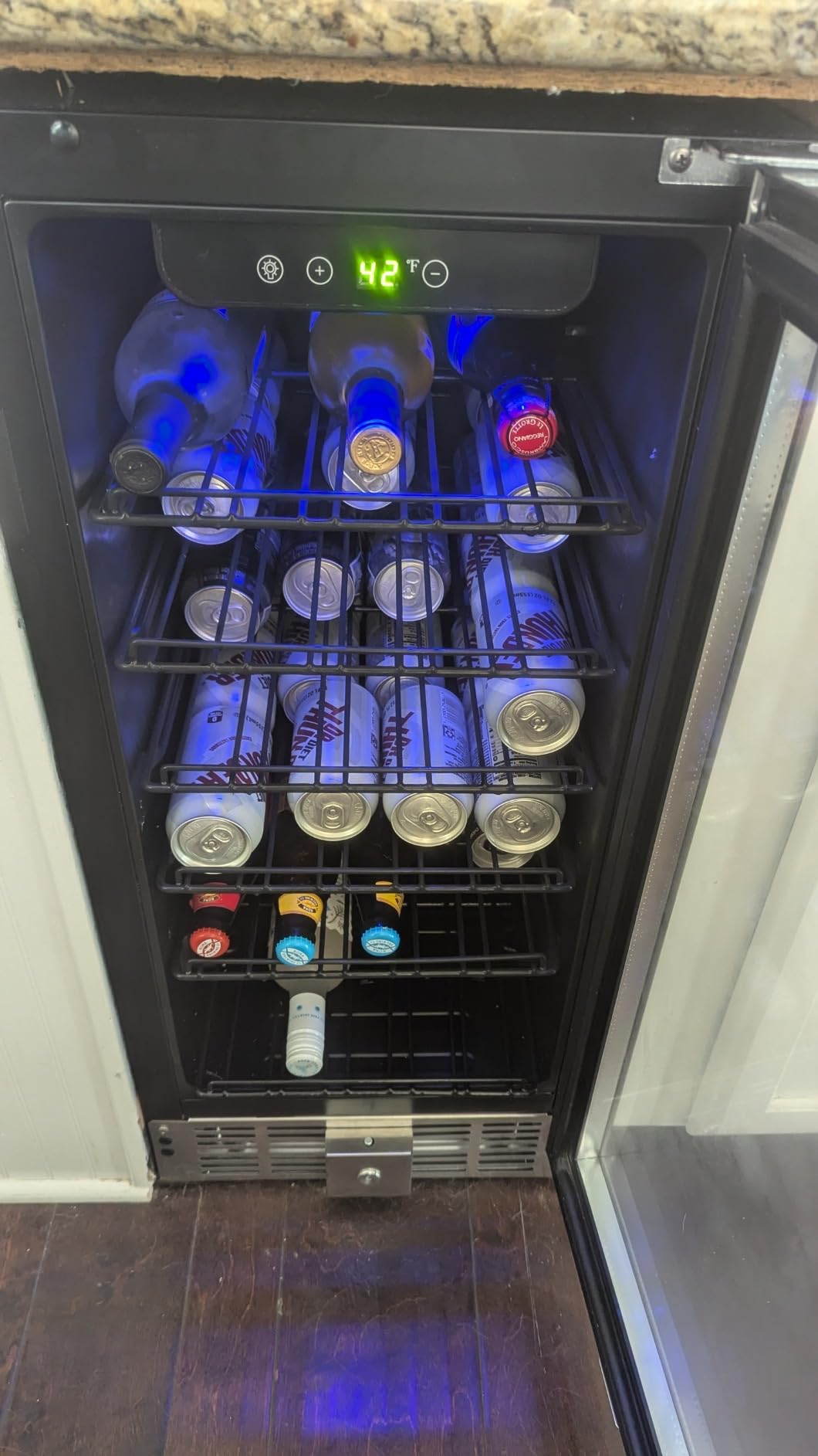 EUHOMY 15 Inch Beverage Refrigerator, 127 Can Under Counter Refrigerator customer photo 2