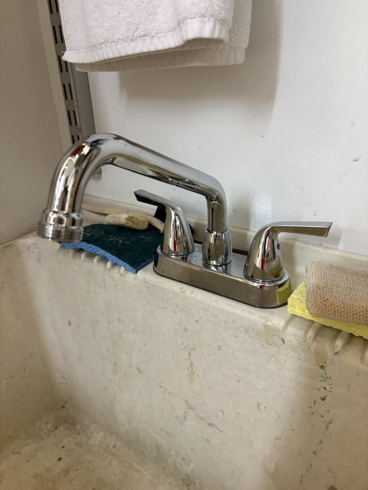 Aolemi Utility Laundry Sink Faucet,3/4