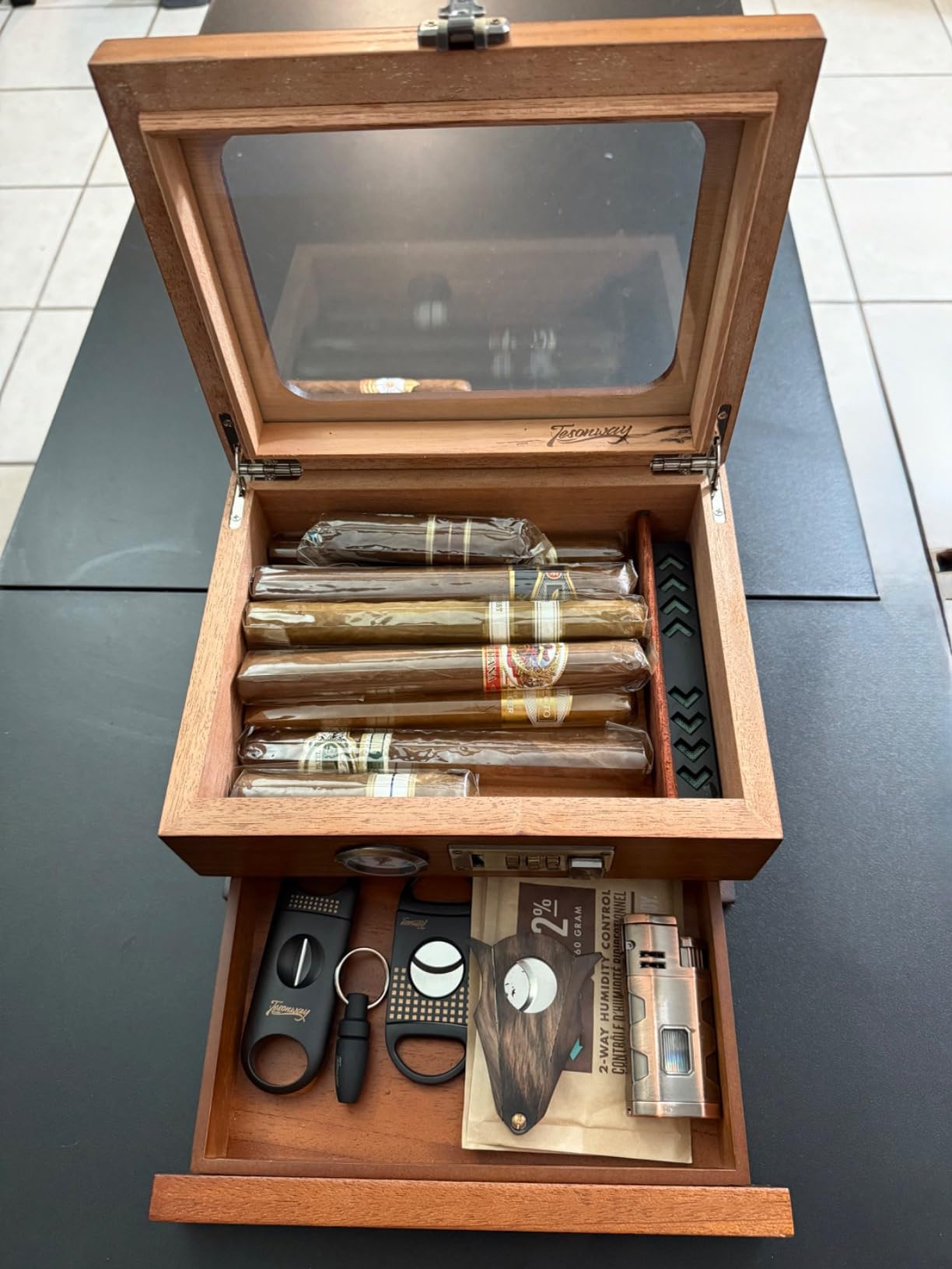 Tesonway Cigar Humidor, Cedar Wood Humidor Cigar Box, Glass Top Desktop Humidor with Front Hygrometer, Humidifier, Divider, Accessories Drawer and Combination Lock, Cigar Gifts for Men (Brown) customer photo 2