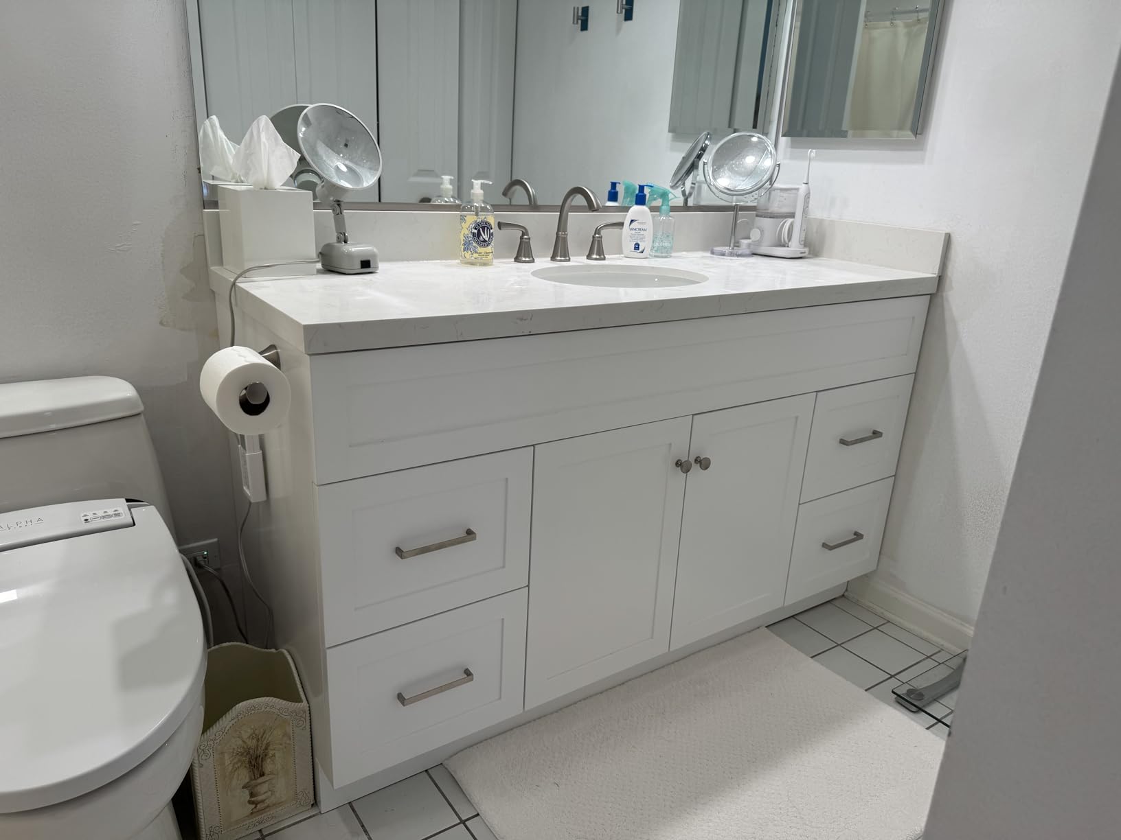 Pure White Quartz Vanity Top Side Splash 22