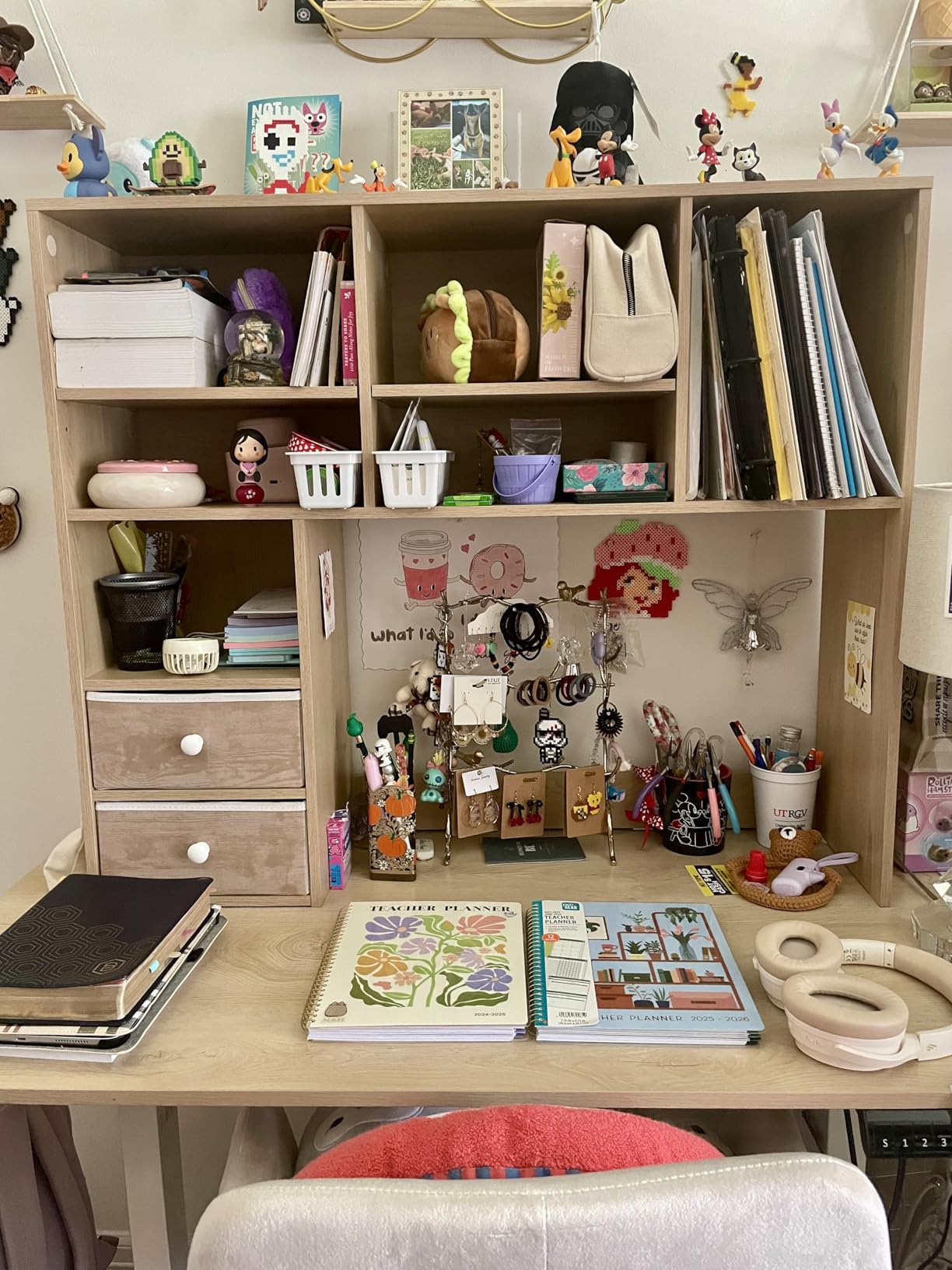 REIBII Desktop Bookshelf, 8 Shelves Desk Hutch for Dorm Room, White customer photo 2